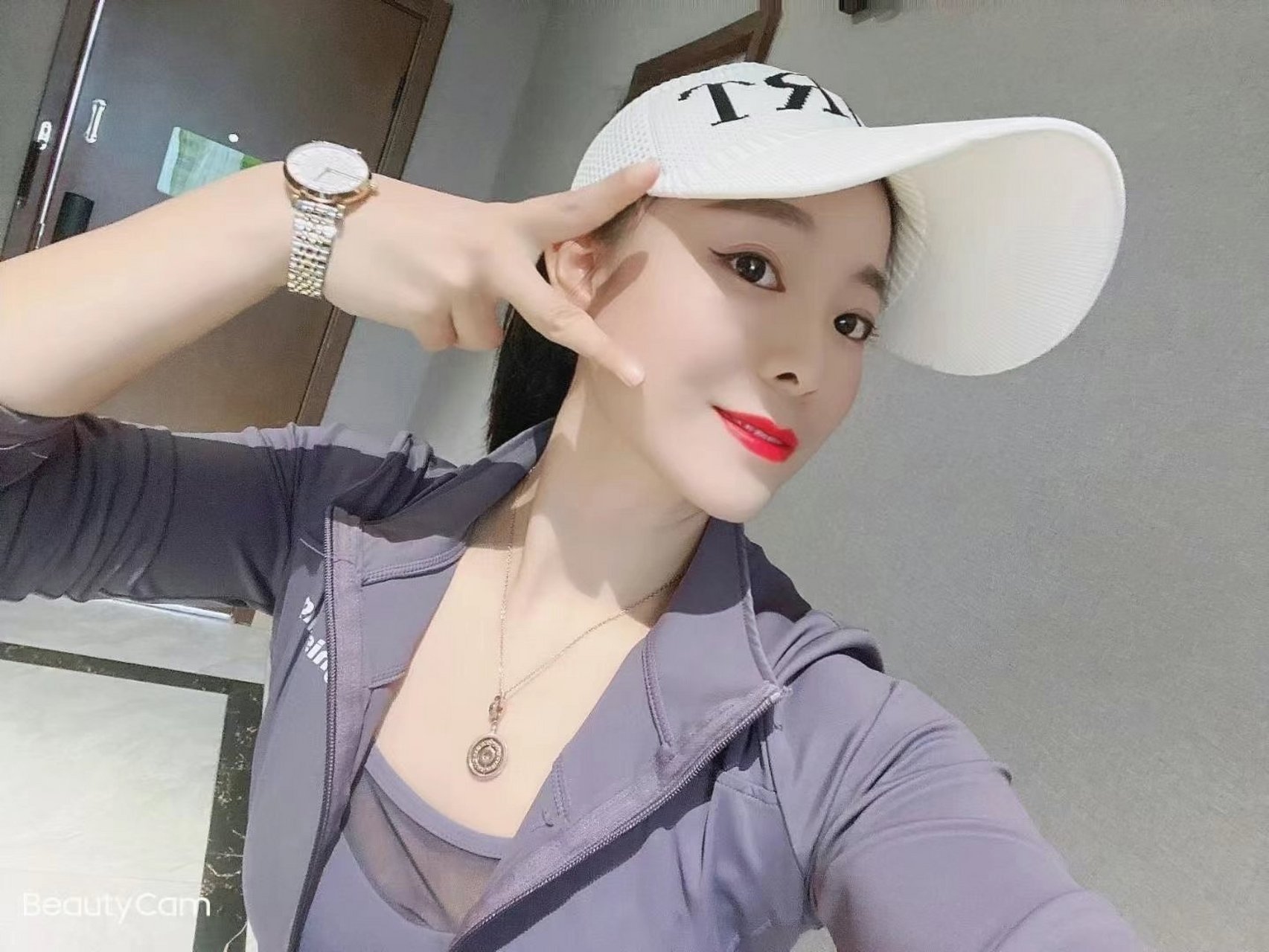 张妮塑形运动达人无比优秀