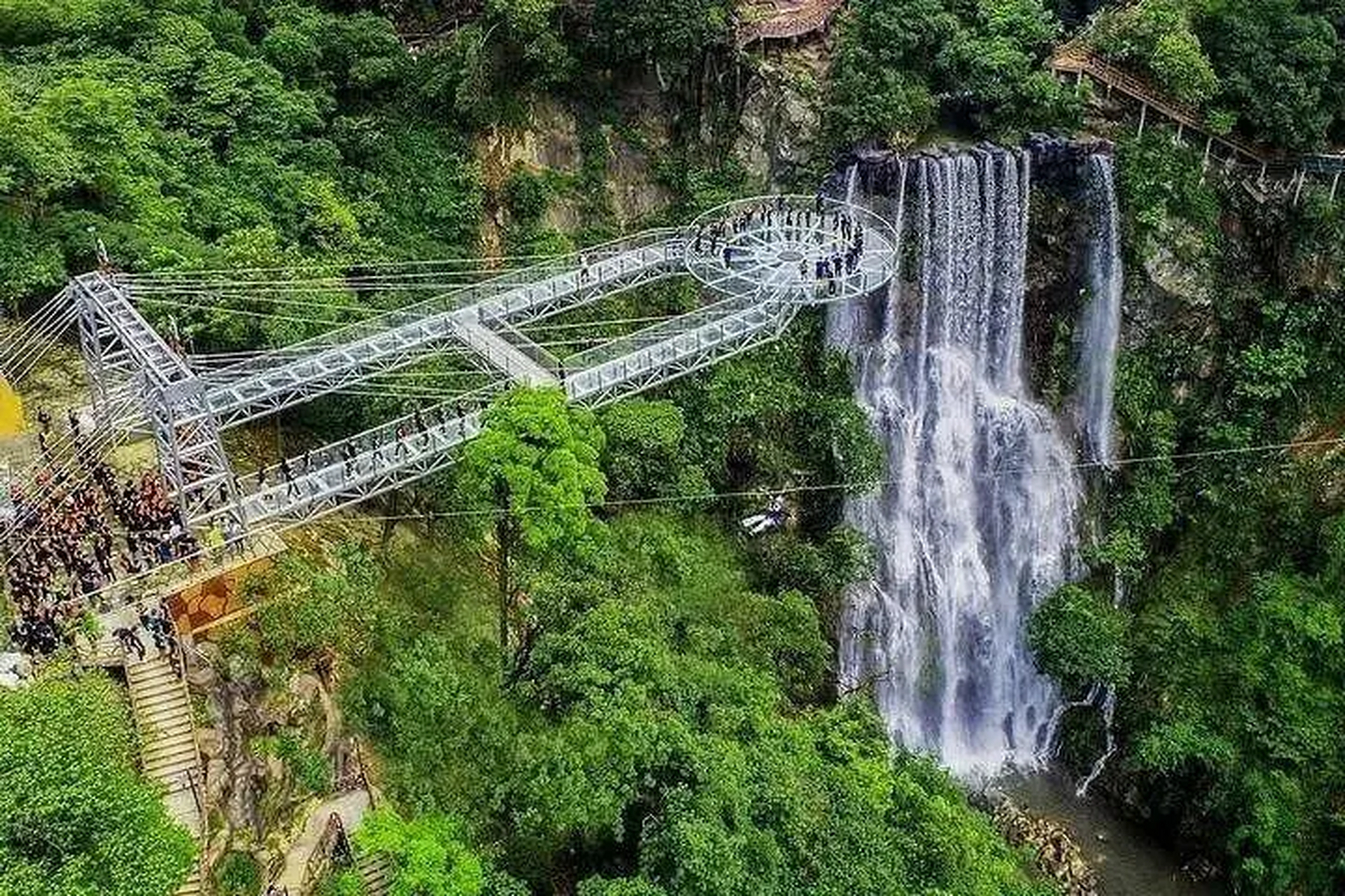 清远瀑布景点地址图片