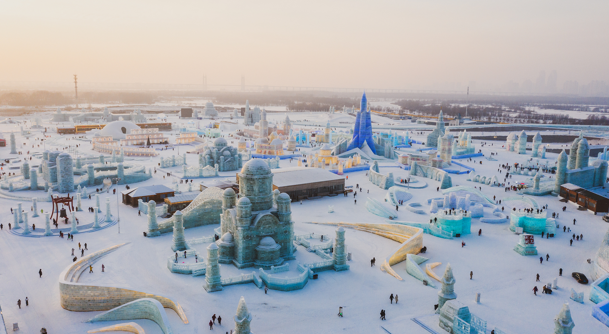 丁字湾滑雪场图片