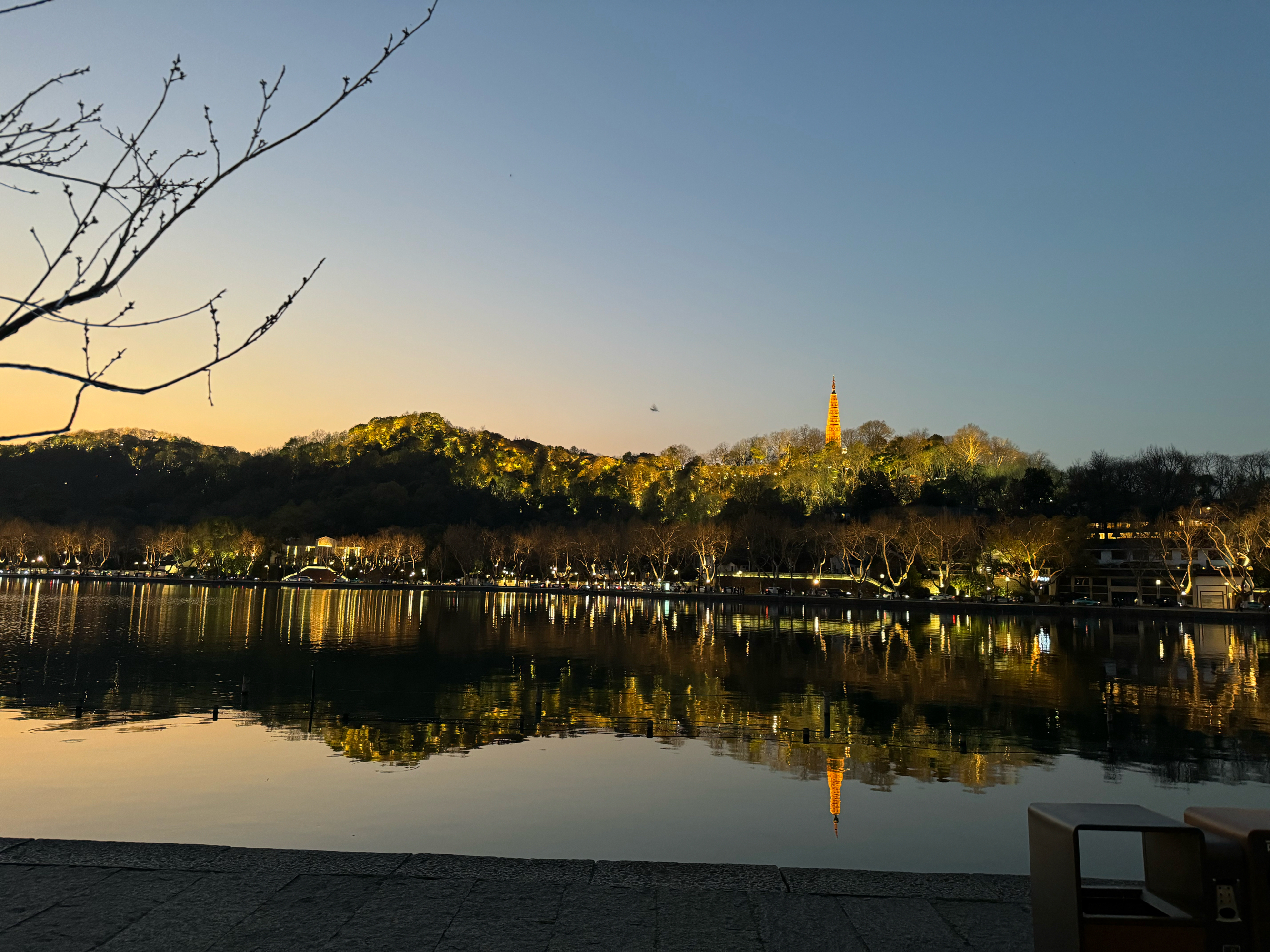 登飞来峰带拼音图片