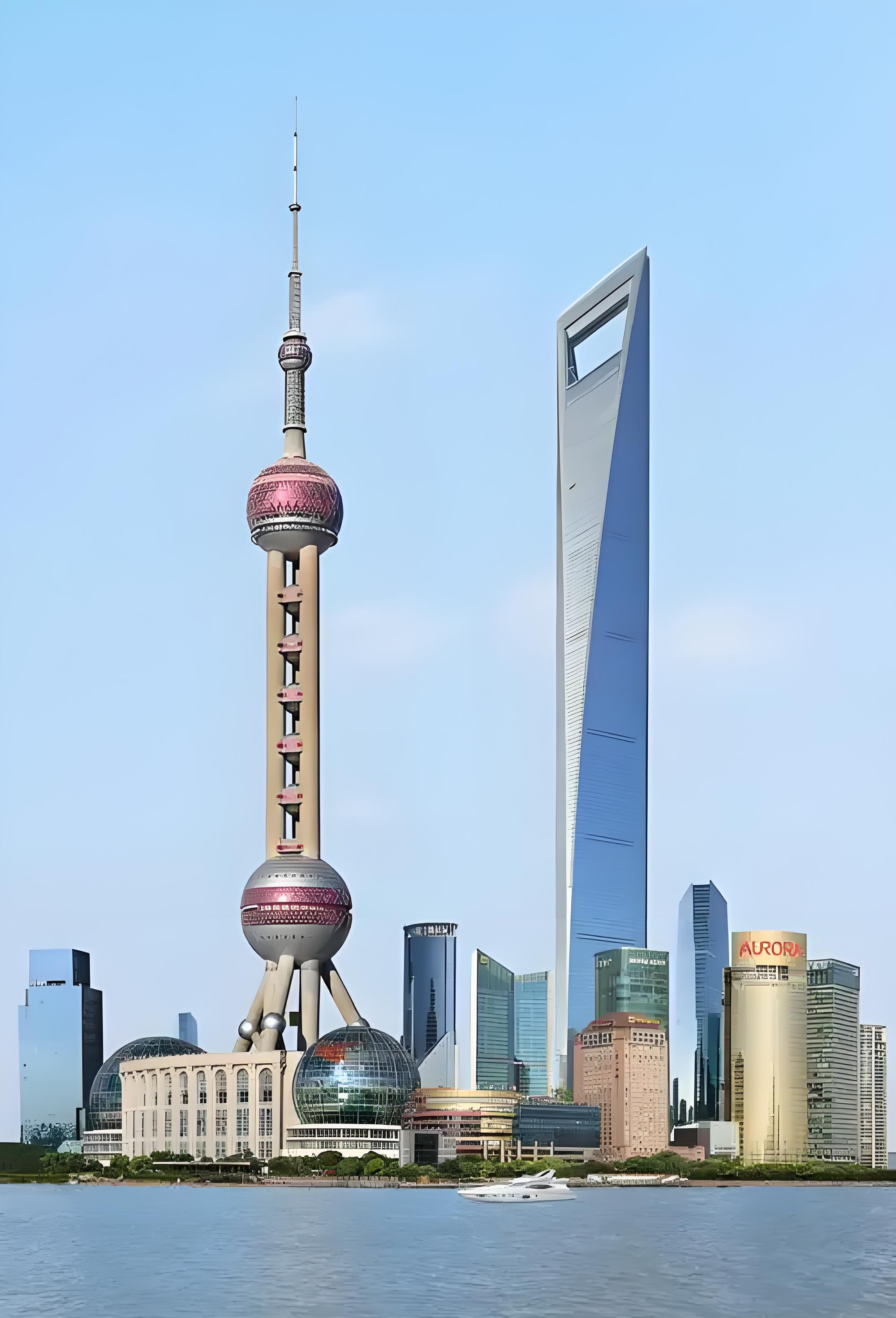 建筑展现了古代皇家的辉煌;鸟巢,水立方等现代地标则彰显了城市的活力