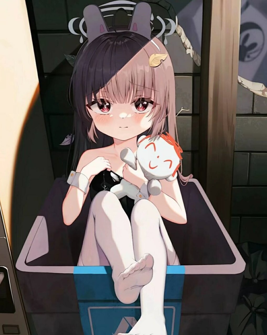 垃圾桶里的猫女#二次元美图