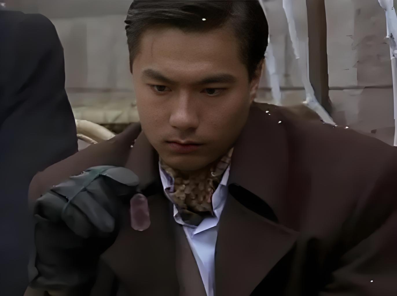 对于出生于70年代的人来讲,很多人应该看过香港电视剧《上海大风暴》.