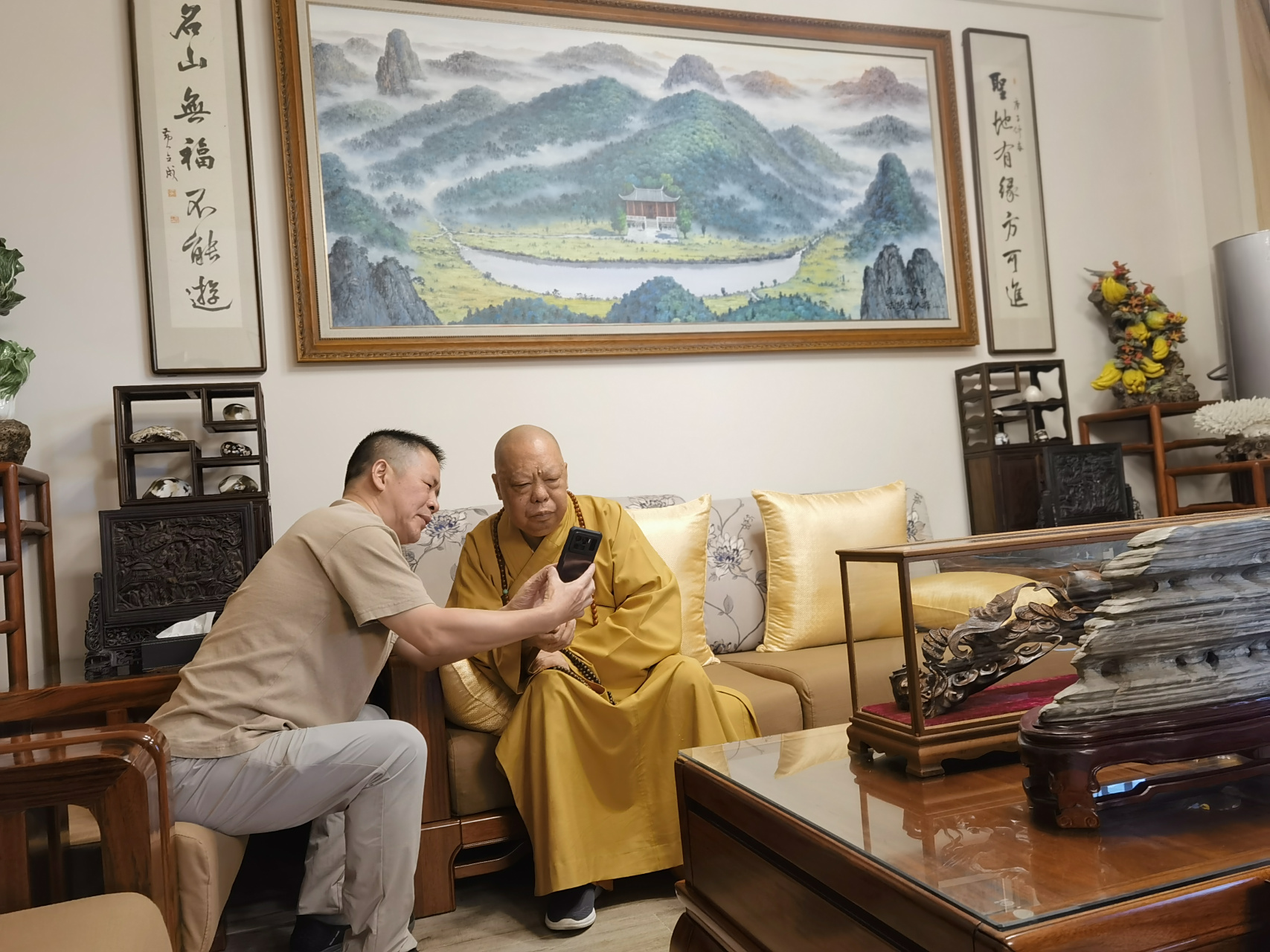 11.上石峰岩寺拜访方丈净雄大法师,今天秋风习习,凉爽阵阵