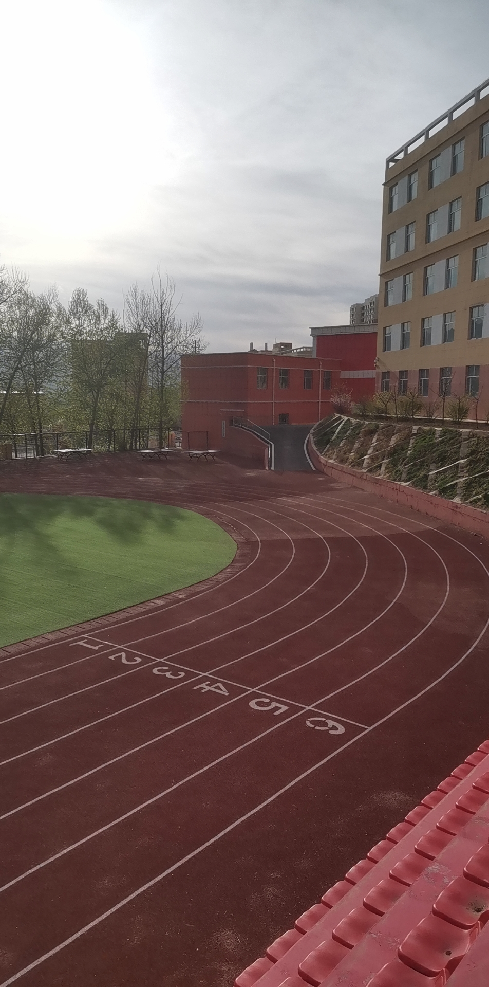 一个没有安全感的我,一颗无处安放的心,一抹藏不