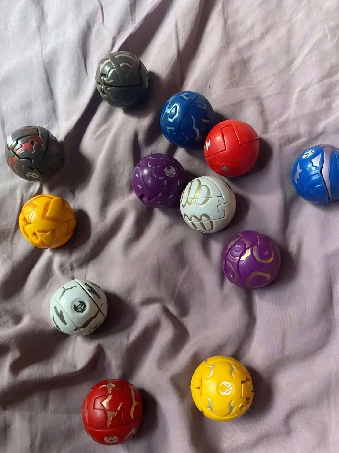 总期望着快点长大.这些东西只能成为回忆, 我们的童年都魔铃悠悠球