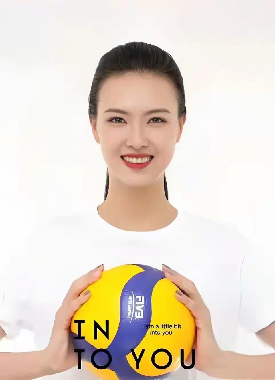 当时我对排球了解不多,就是被赛场上的紧张气氛吸引.张常宁