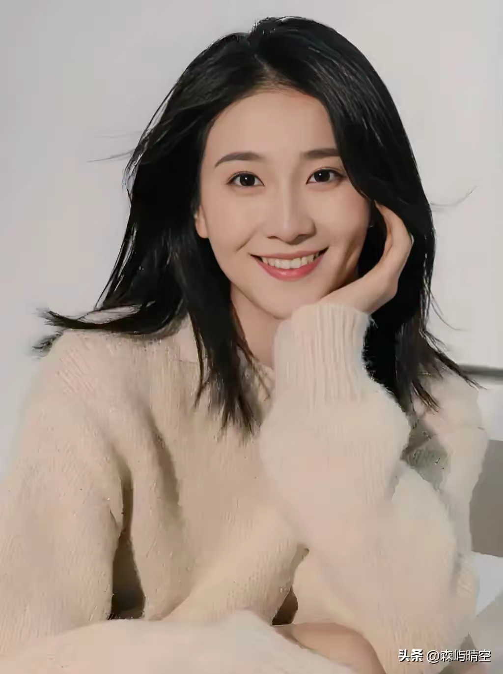 奖,和团队一起拿下"世界体操锦标赛"银牌,张豆豆体操运动员张豆豆照片