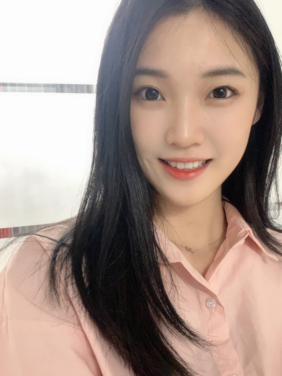 清纯甜美女孩# 琳儿,22岁,166cm,标签:清纯甜美@成都