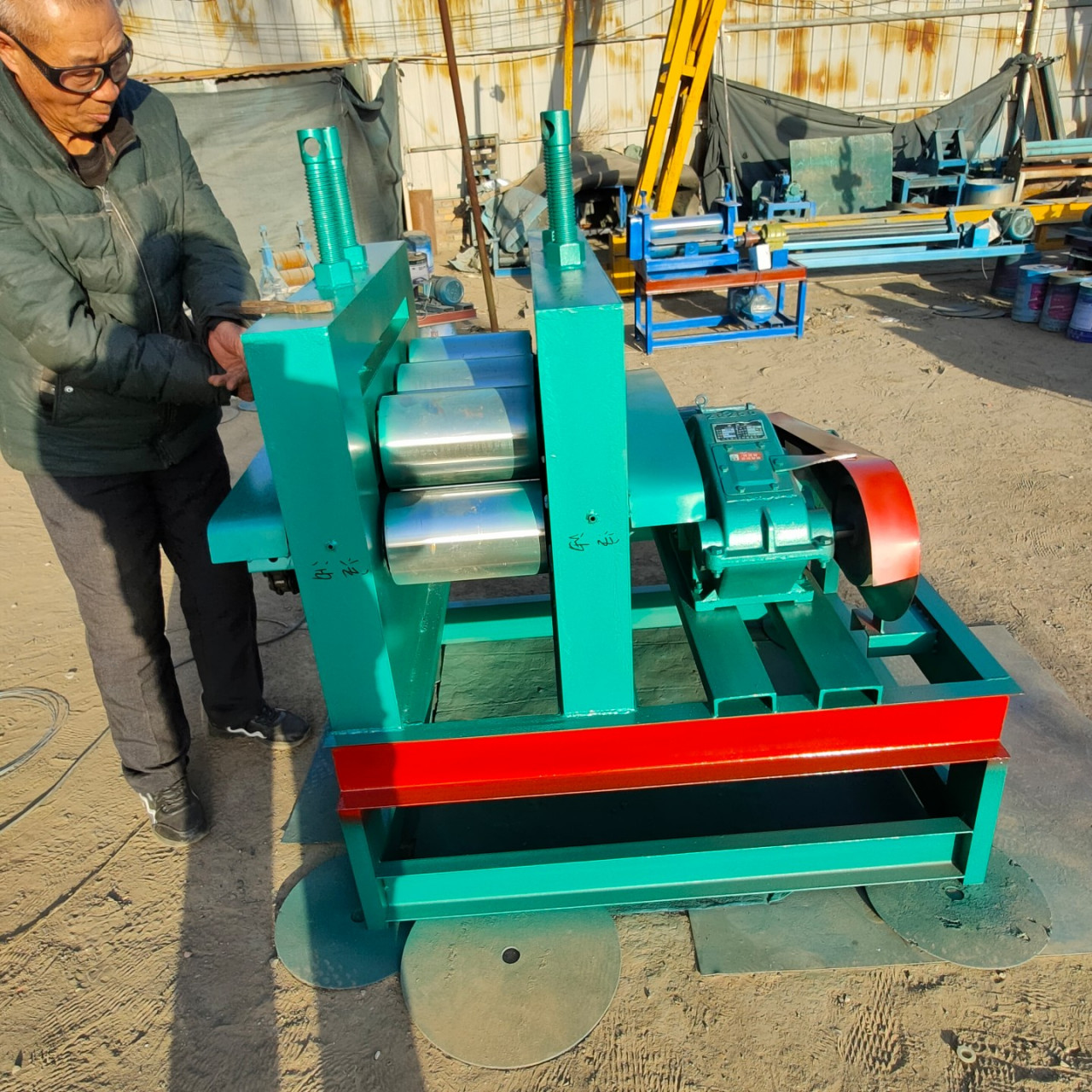 校平机电动开平机多辊轴压平机