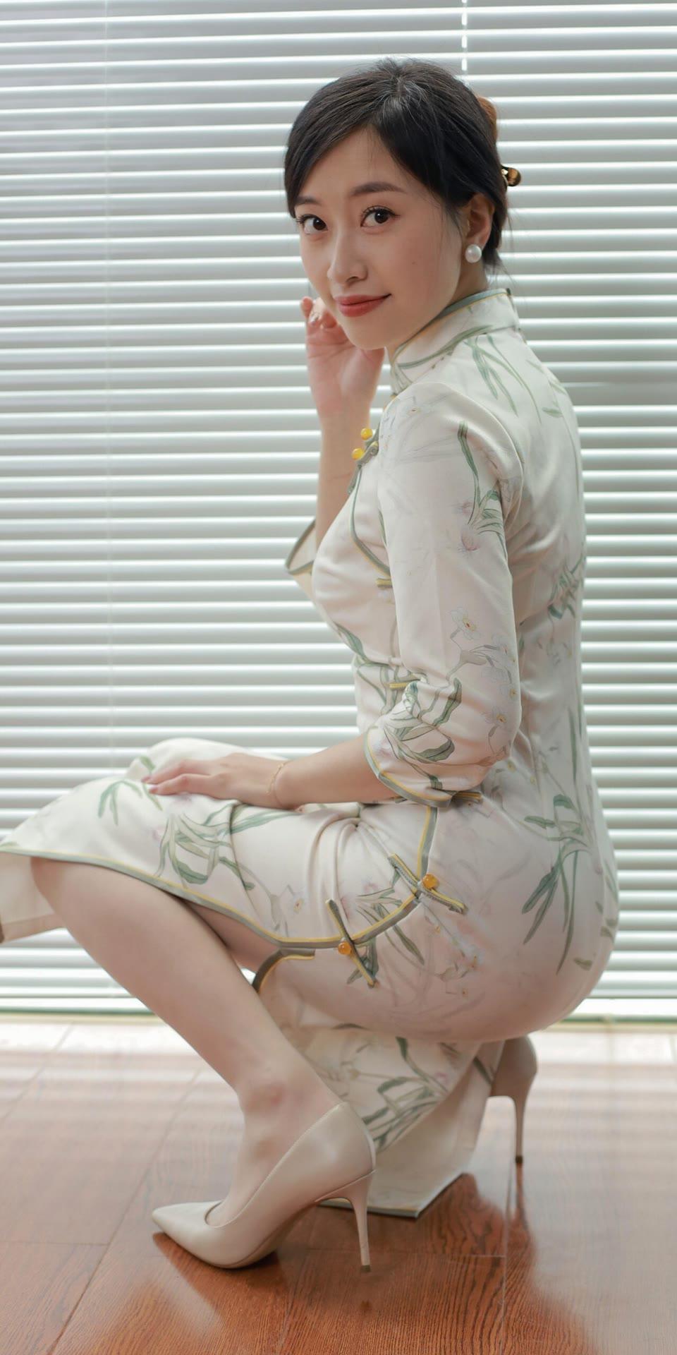 旗袍佳人尽显东方韵味之美