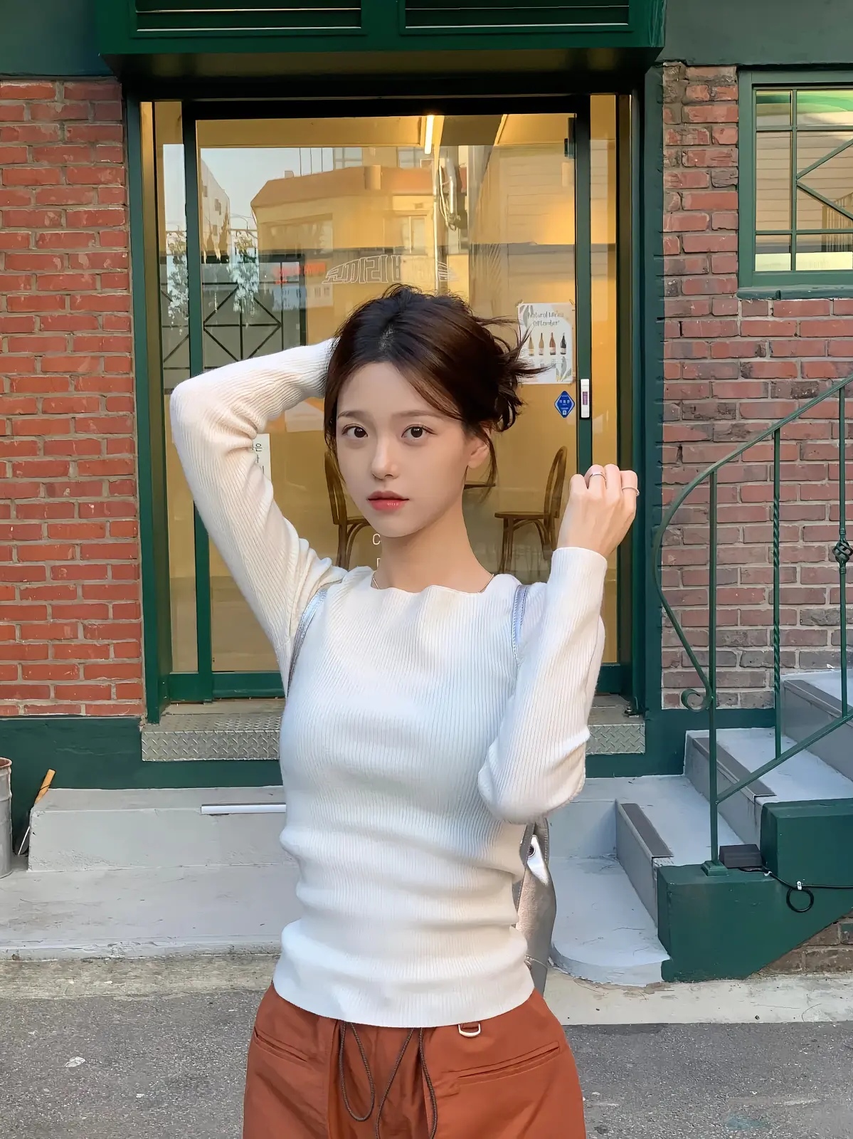 女生穿漂亮白色衣服还是好看的,干净#美女