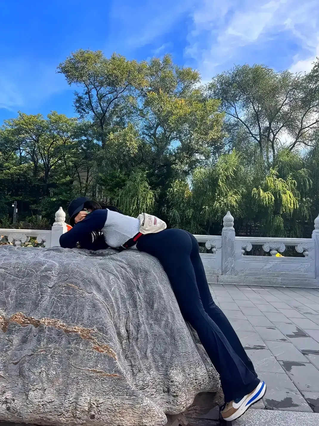 累趴下了,真累#美女