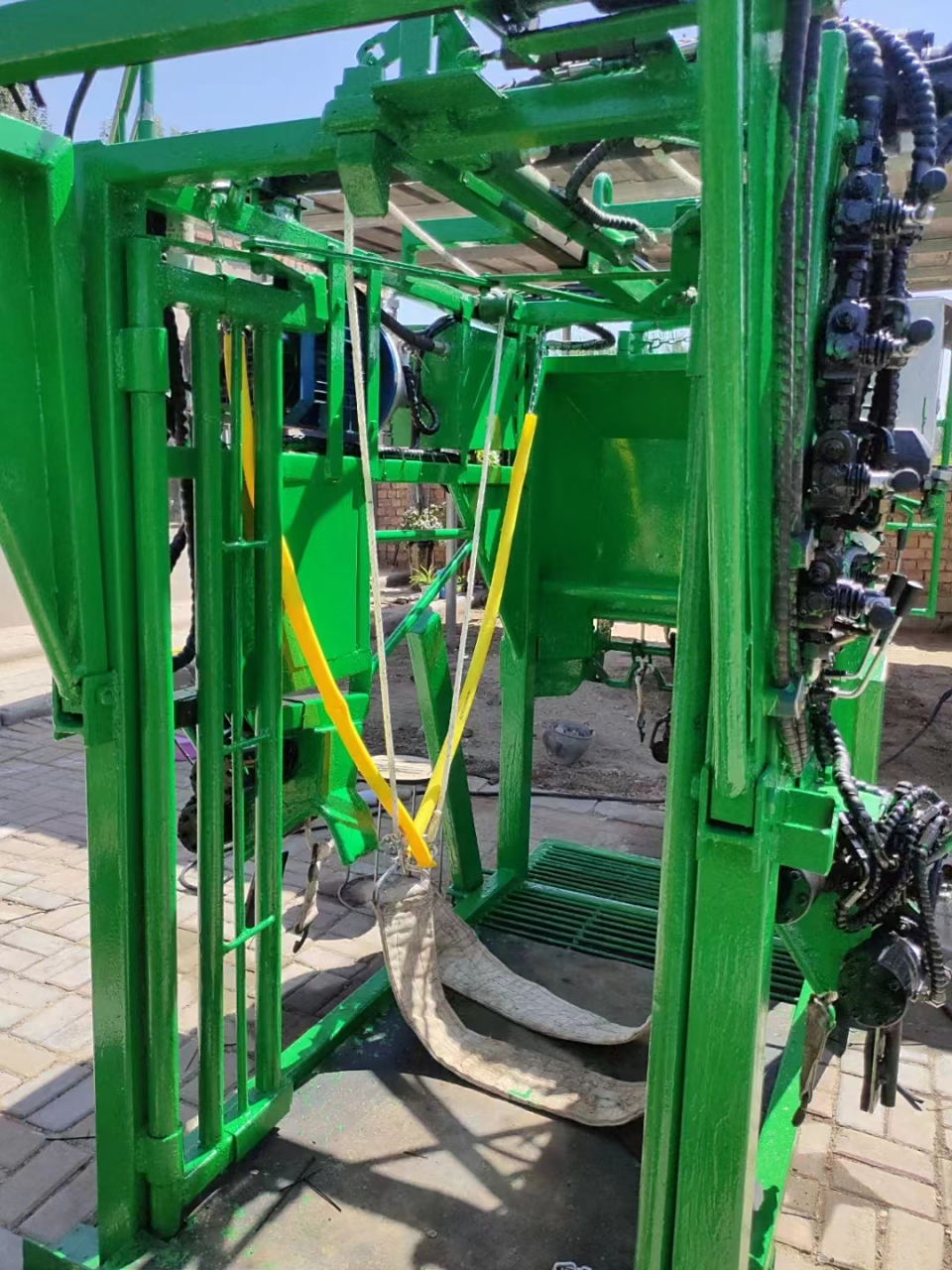 奶牛修蹄车,自动液压修蹄车,电动修蹄车