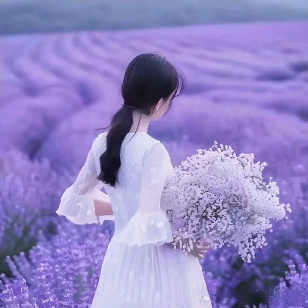 有些事,你把它藏在心里也许更好, 等时间长了,回