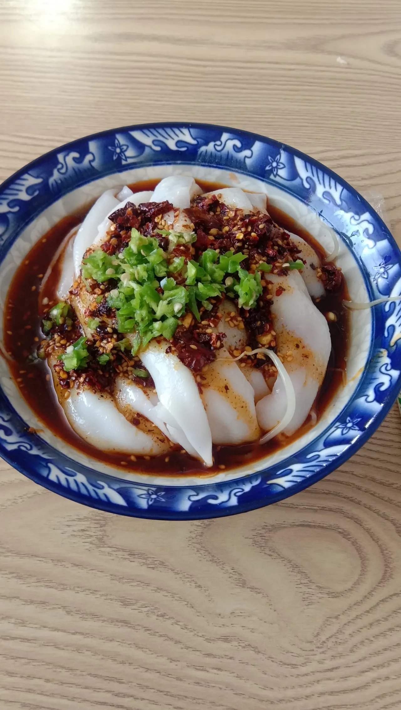 汉中美食:汉中热面皮的核心在热上面