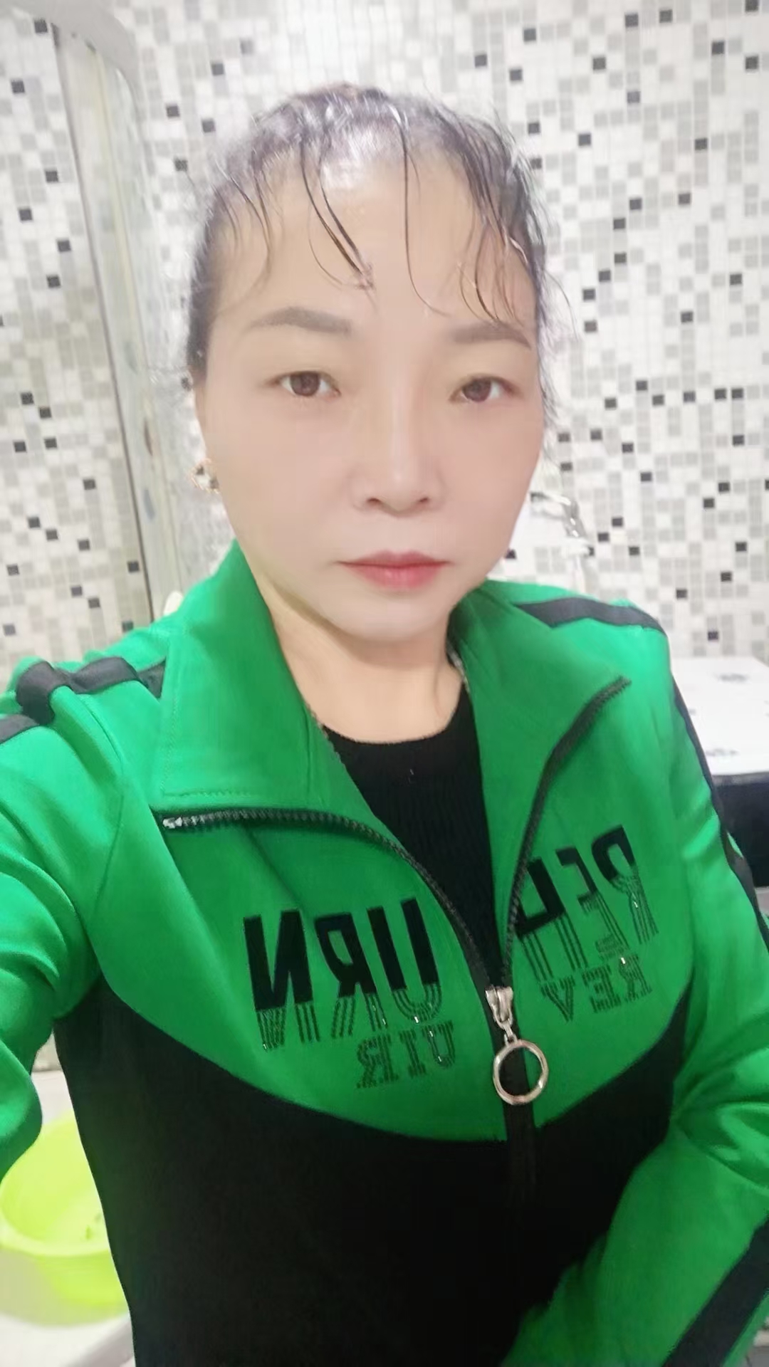 征婚女53岁联系电话图片