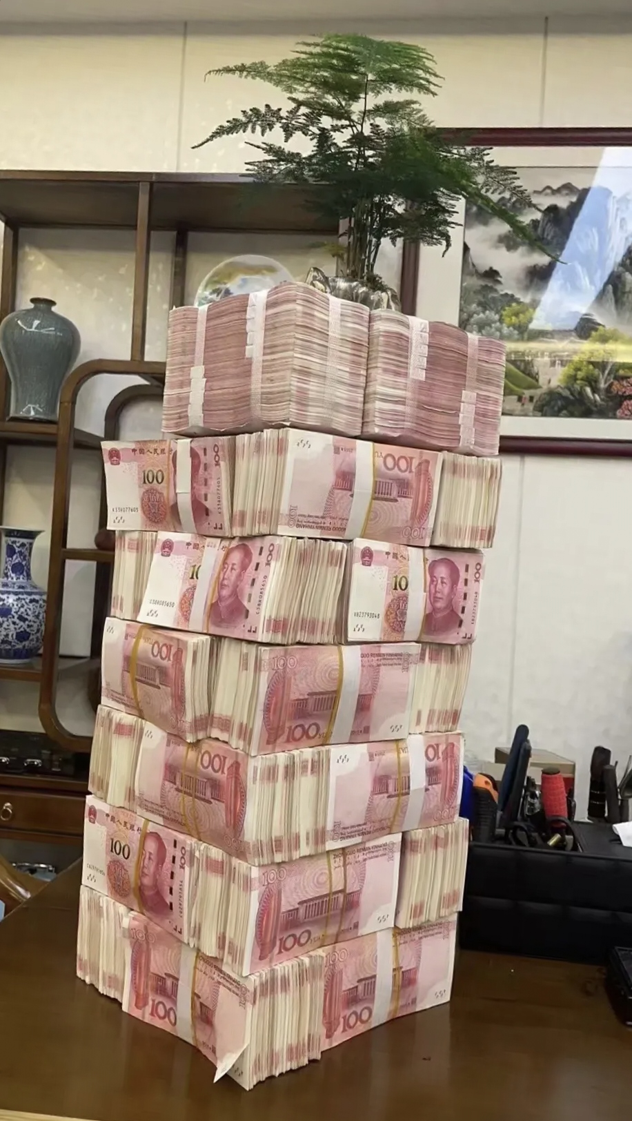 200万人民币图片土豪一大堆钱的图片四百万人民币图片200万现金实拍