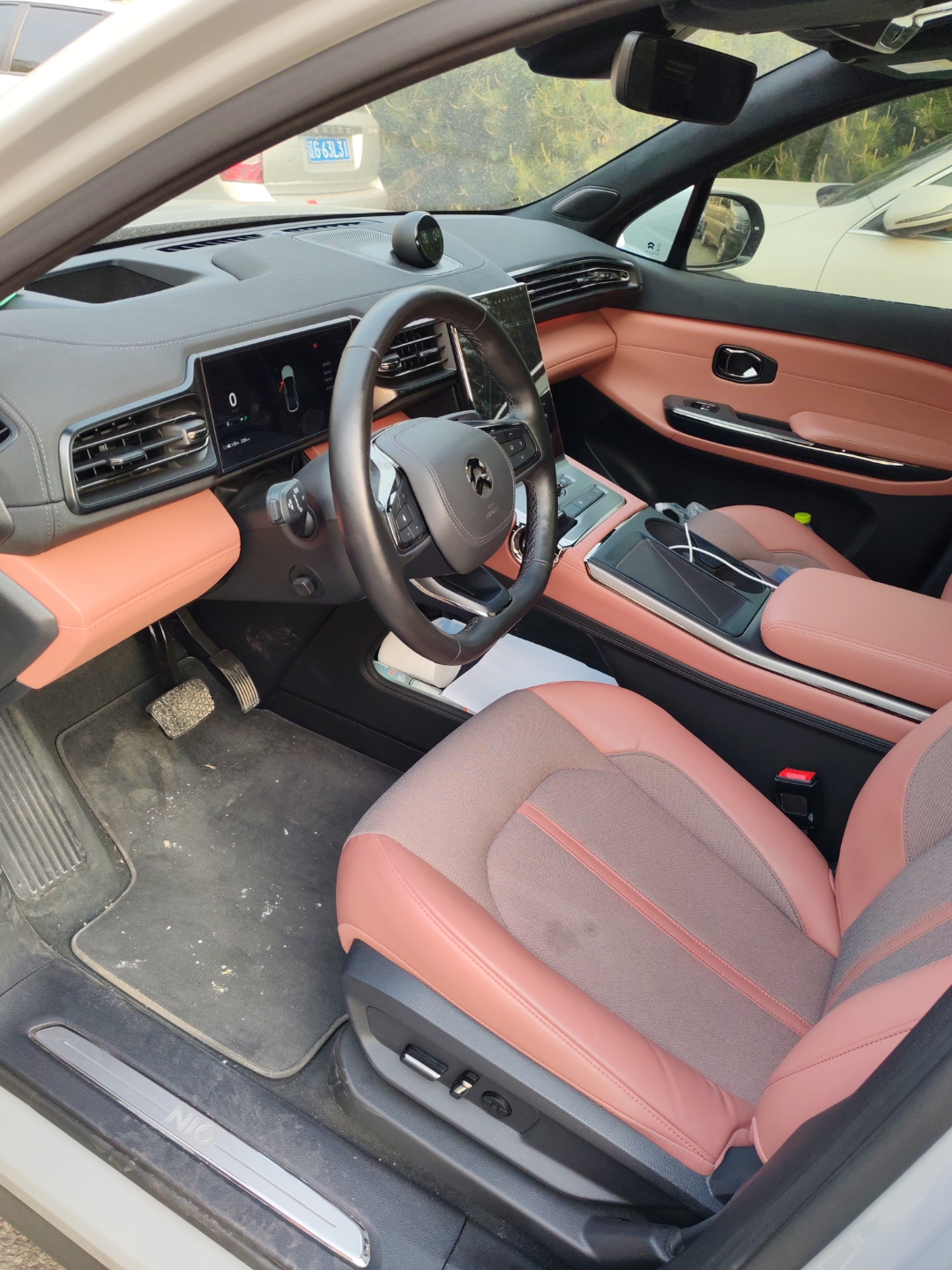 车内储物空间丰蔚来es6内饰wenjie 内饰22款蔚来ec6内饰蔚来汽车内饰