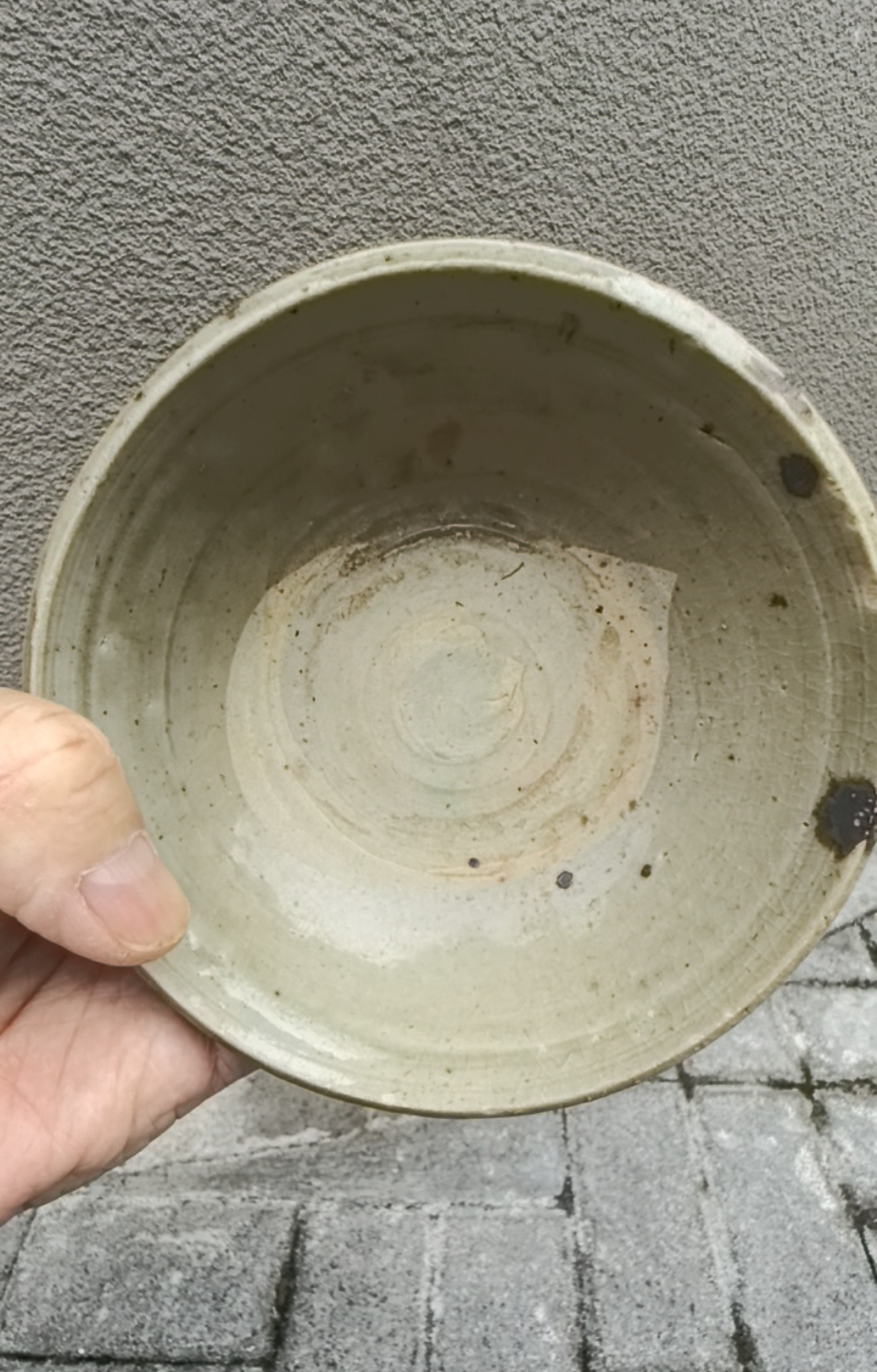 宋代岳州窑青釉碗,高5.8厘米,口径15.5厘米,足径6.8厘米.