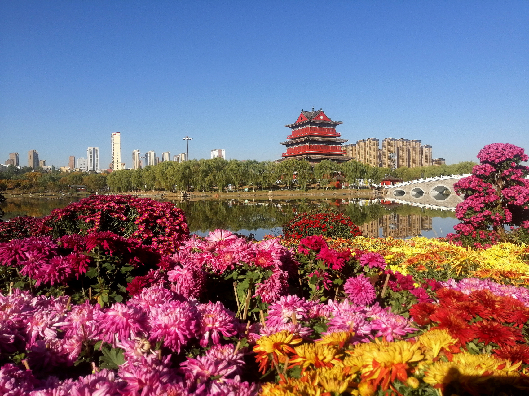 14郭有生摄于榆林河滨公园