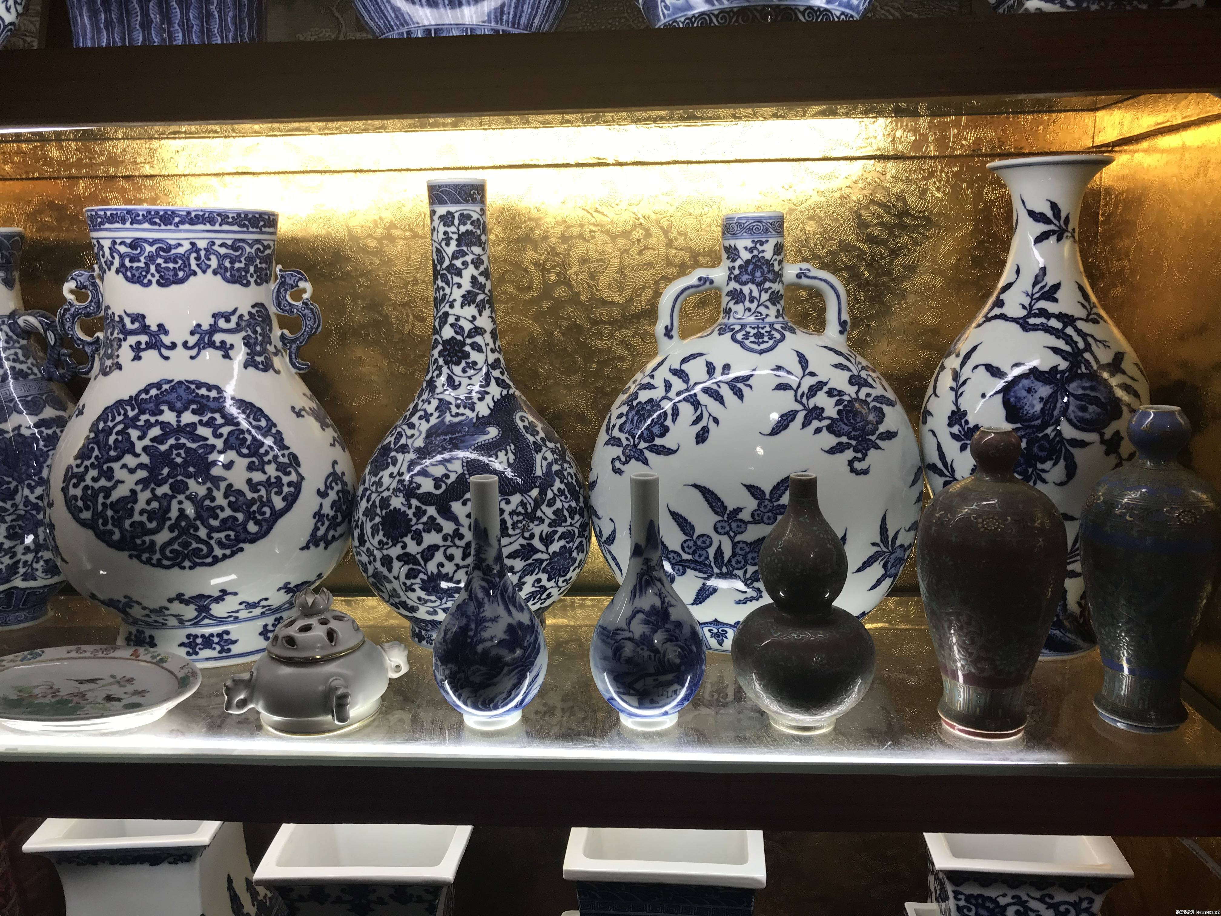高仿古董买卖
（高仿古董犯法吗）《高仿古董以假乱真》