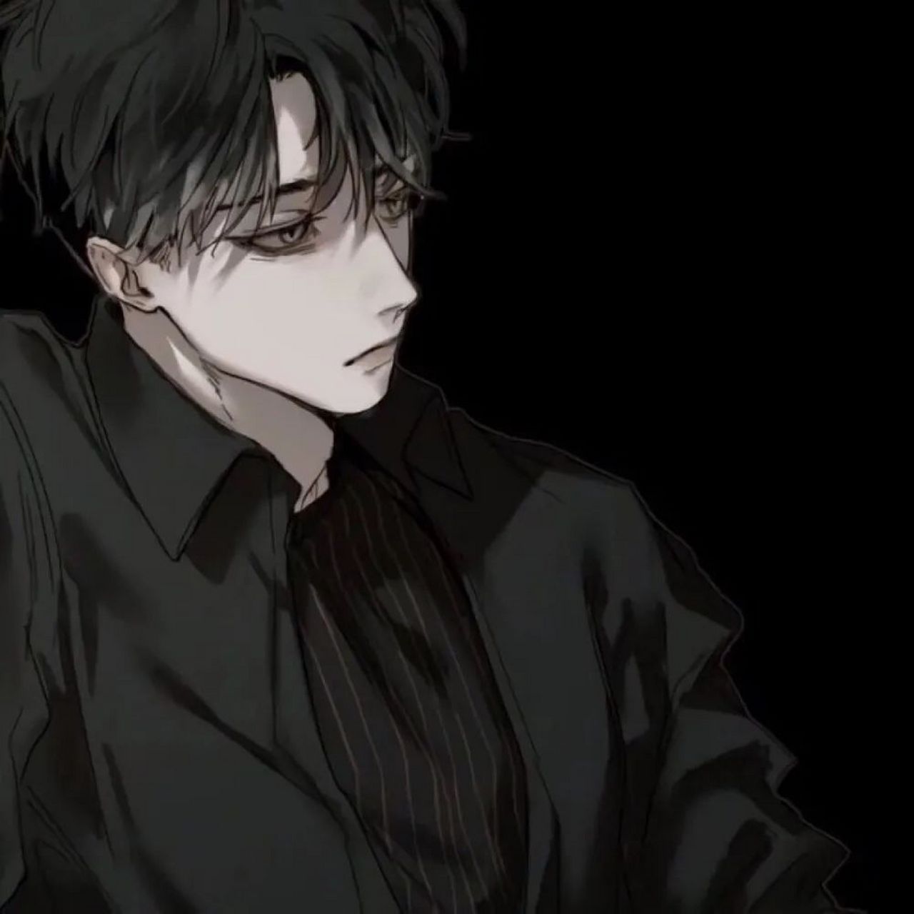 朝服衣冠,窥镜,谓其妻曰我孰与城北徐公美其妻