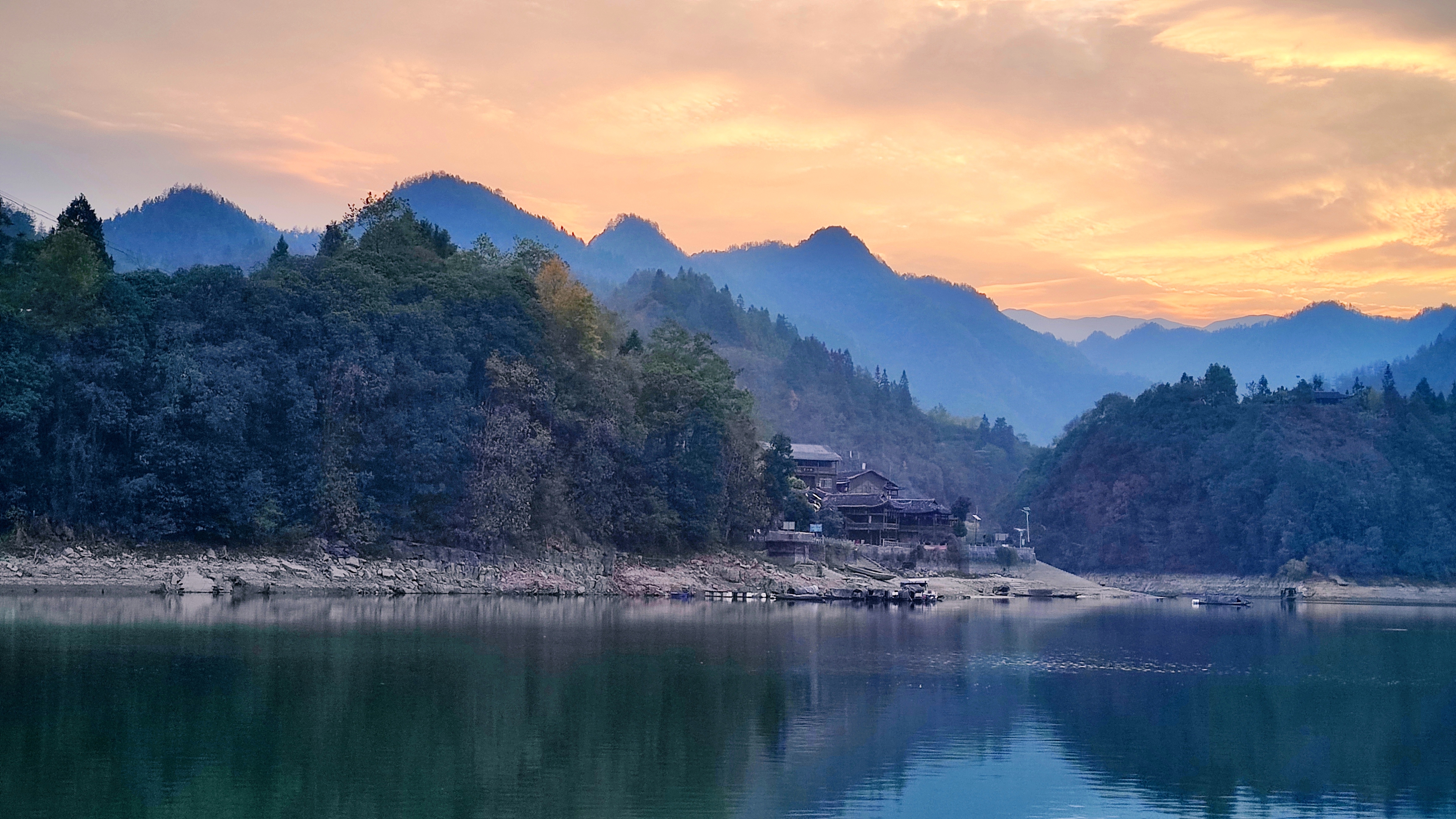 初见重庆,喜欢这山山水水