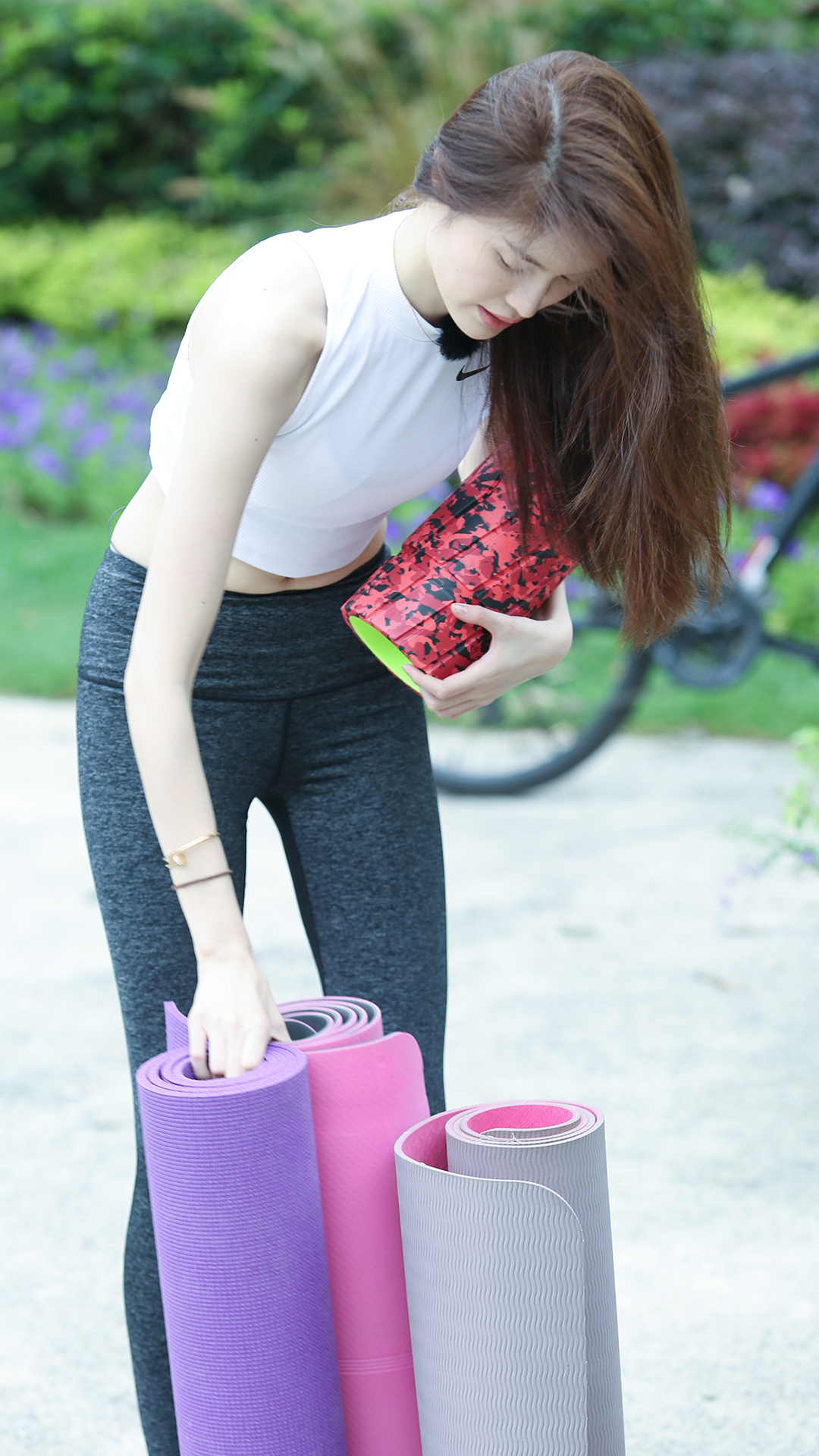 养眼美女# #美女瑜伽# 何穗