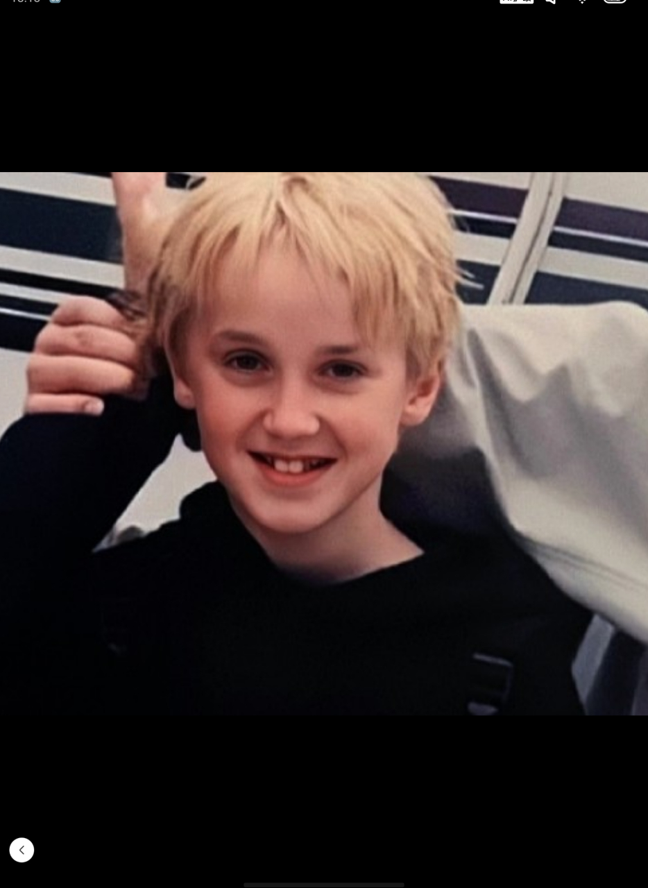 德拉科少爷(汤姆·费尔顿)童年照[亲吻][亲吻][亲吻]今天谁不夸我,我