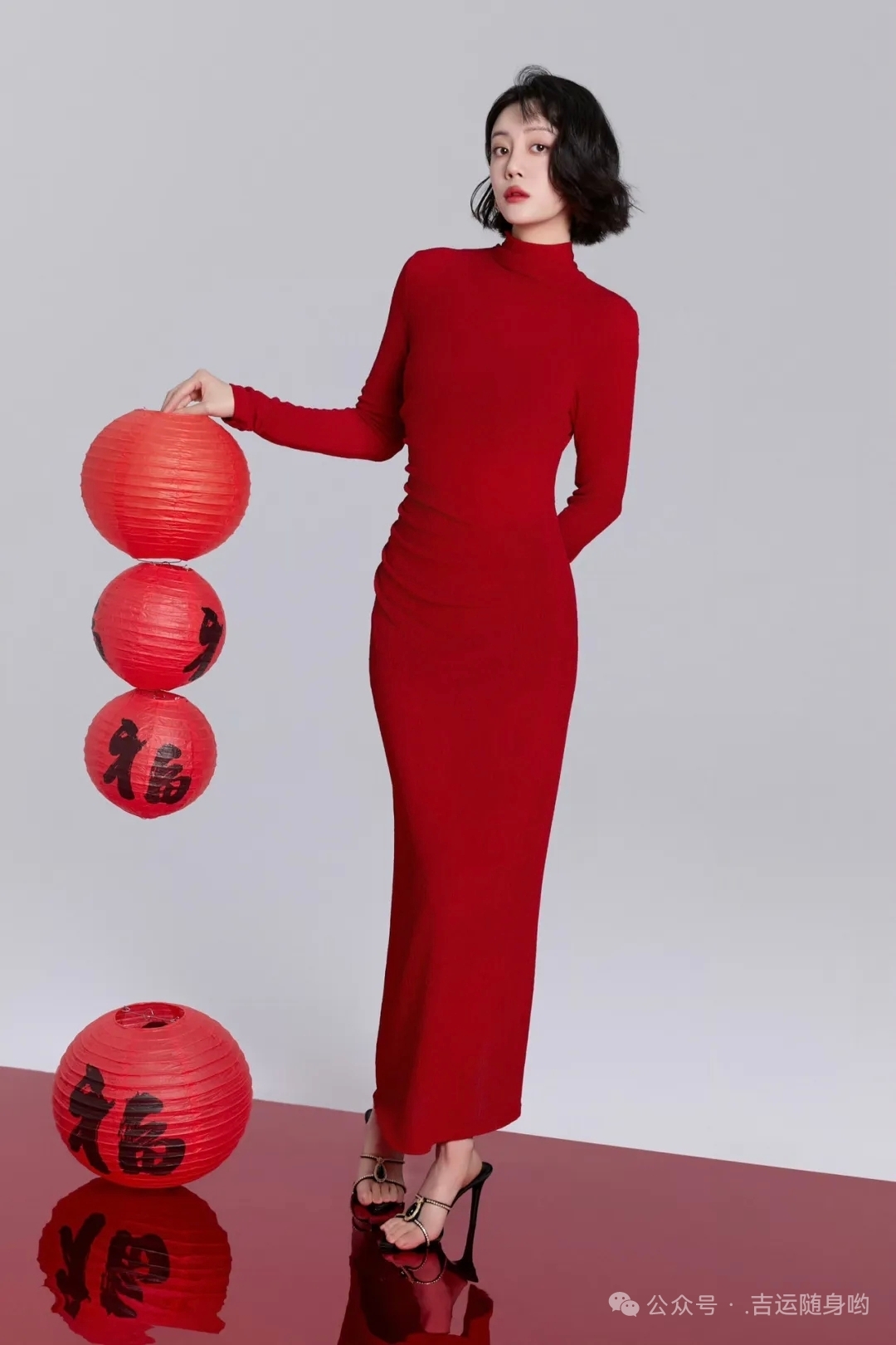 李溪芮红色长裙光脚写真绝了