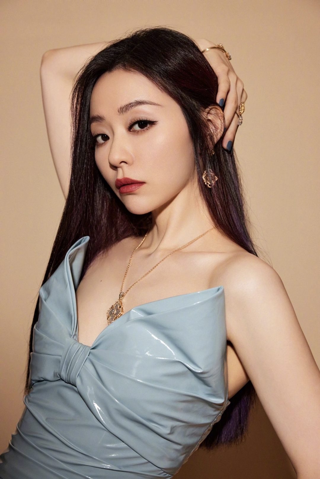 张靓颖人鱼公主服写真