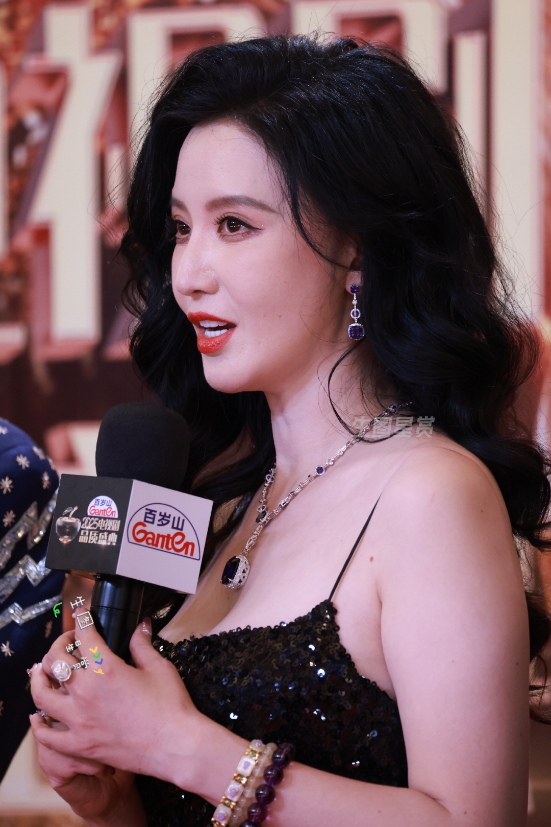 张萌在活动现场气场拉满!