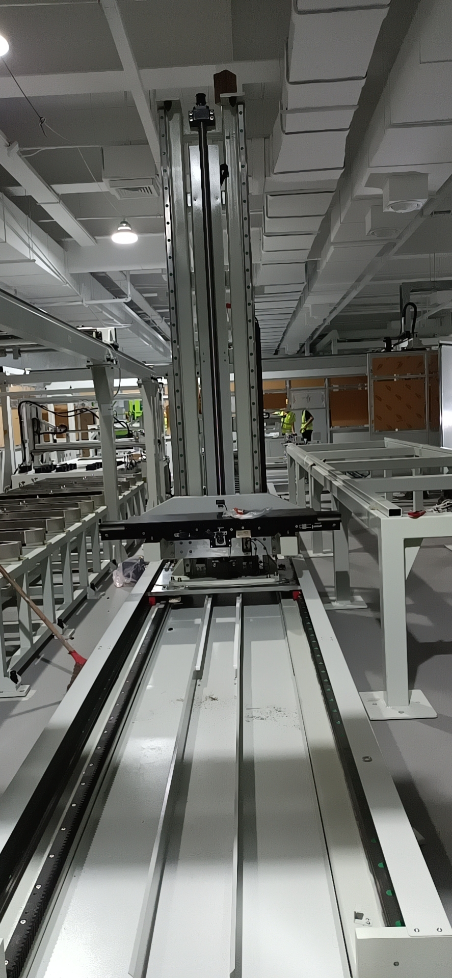 cubic库比克堆垛机升缩智能货叉