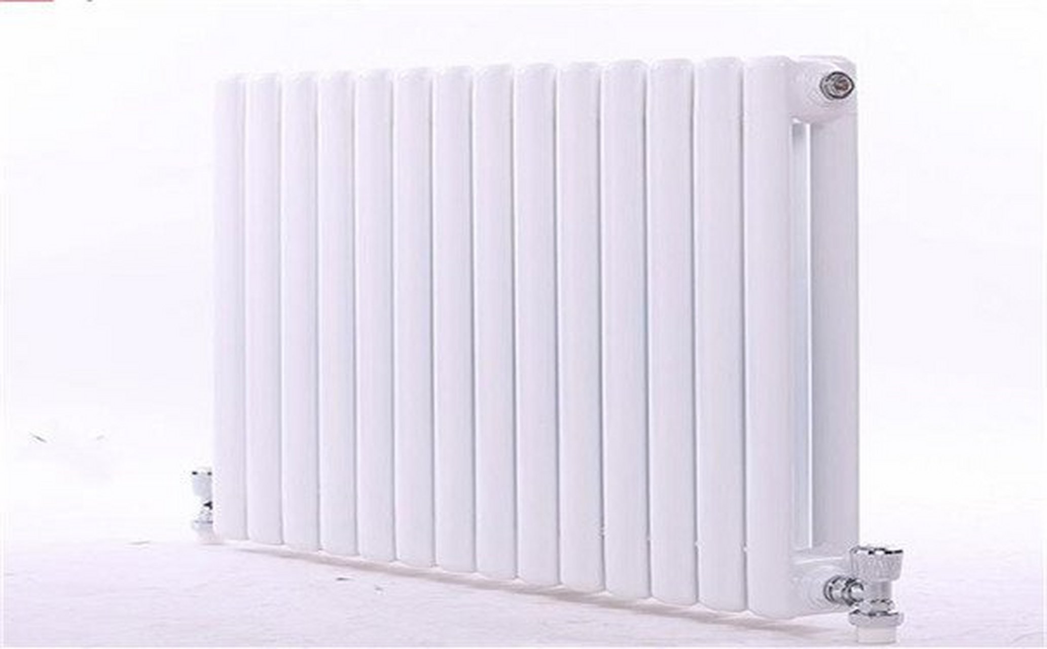 钢二柱暖气片采用国标钢管,钢板为原材料,具有散热性能好,发热强度高