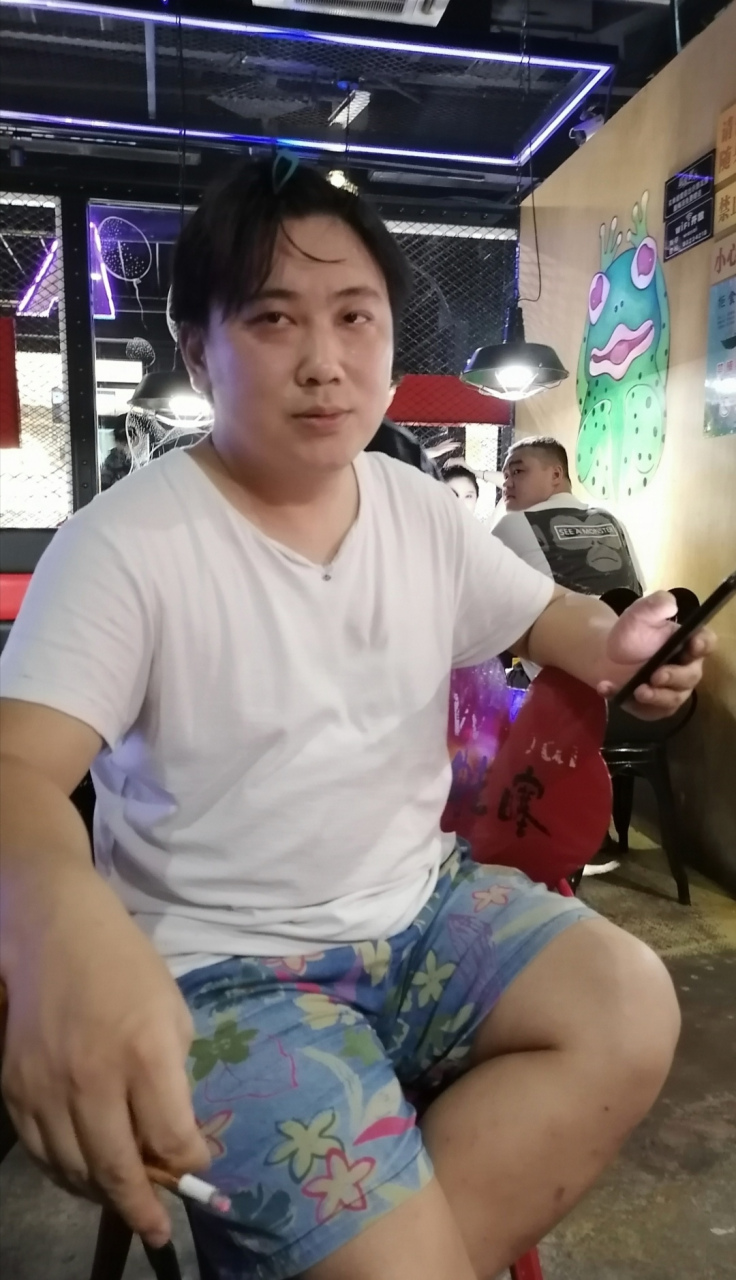 vlog记录生活# 快乐的武汉花泽泪与冠希