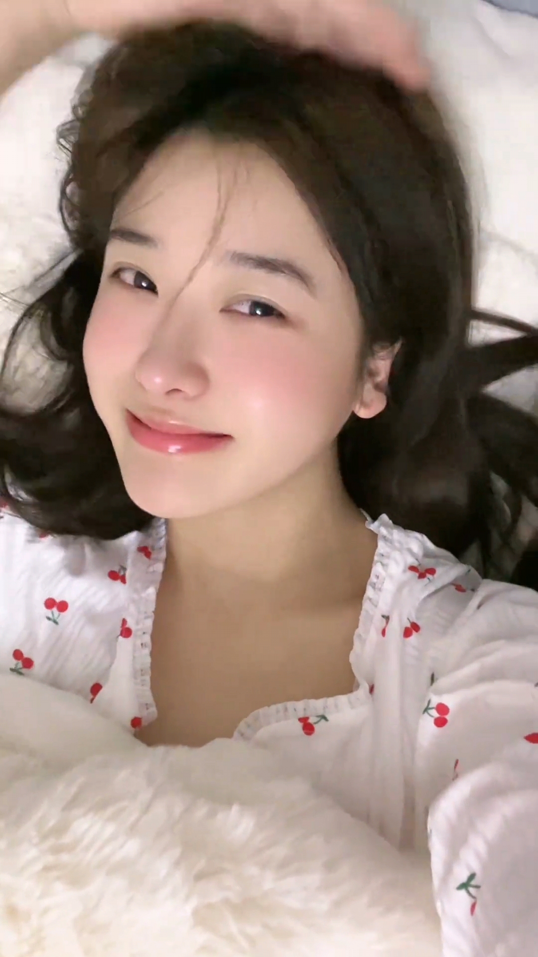 妹妹日常生活自拍分享.正常穿着无不良引导