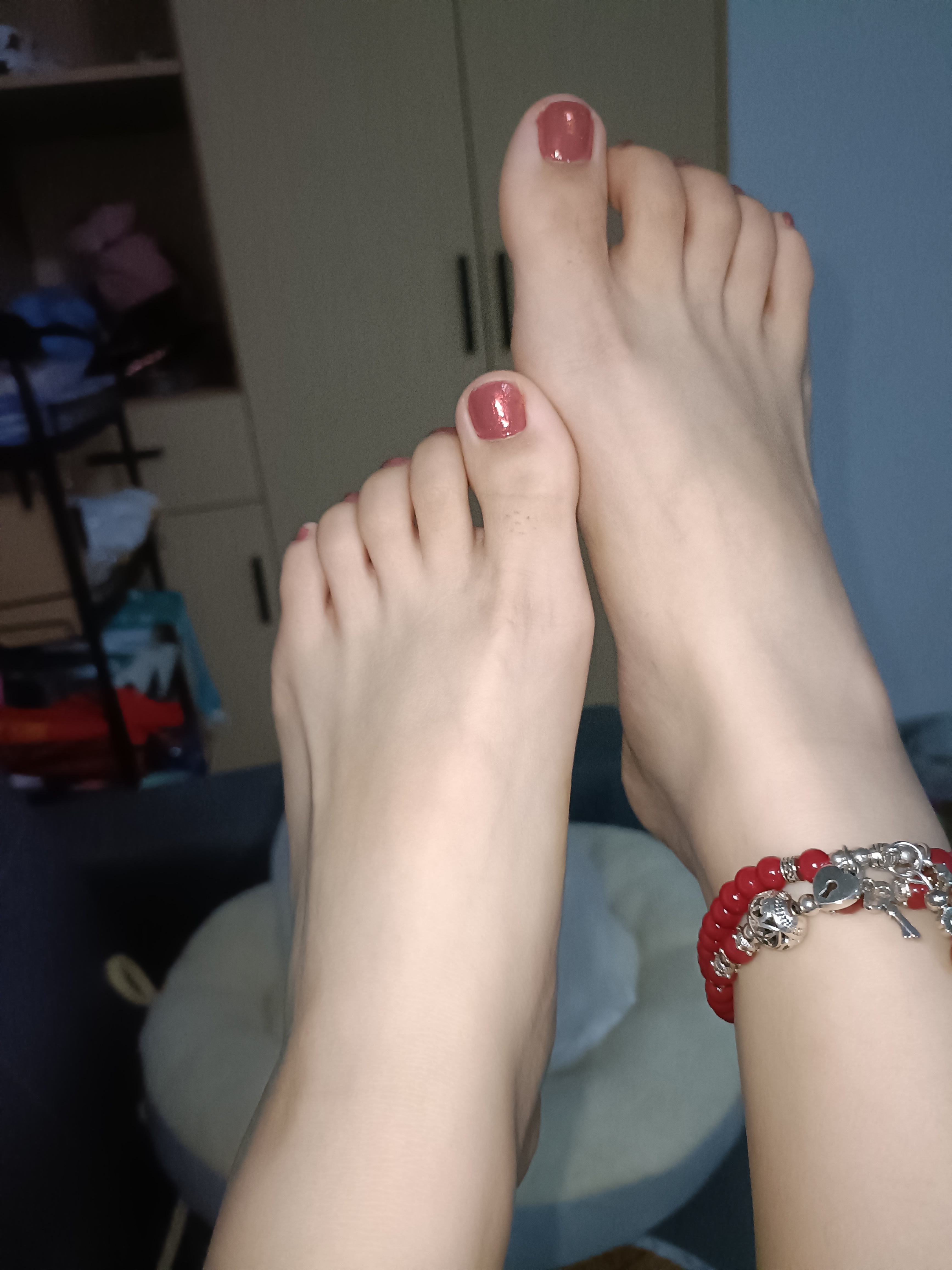 34码的脚真的有点难买鞋子哦