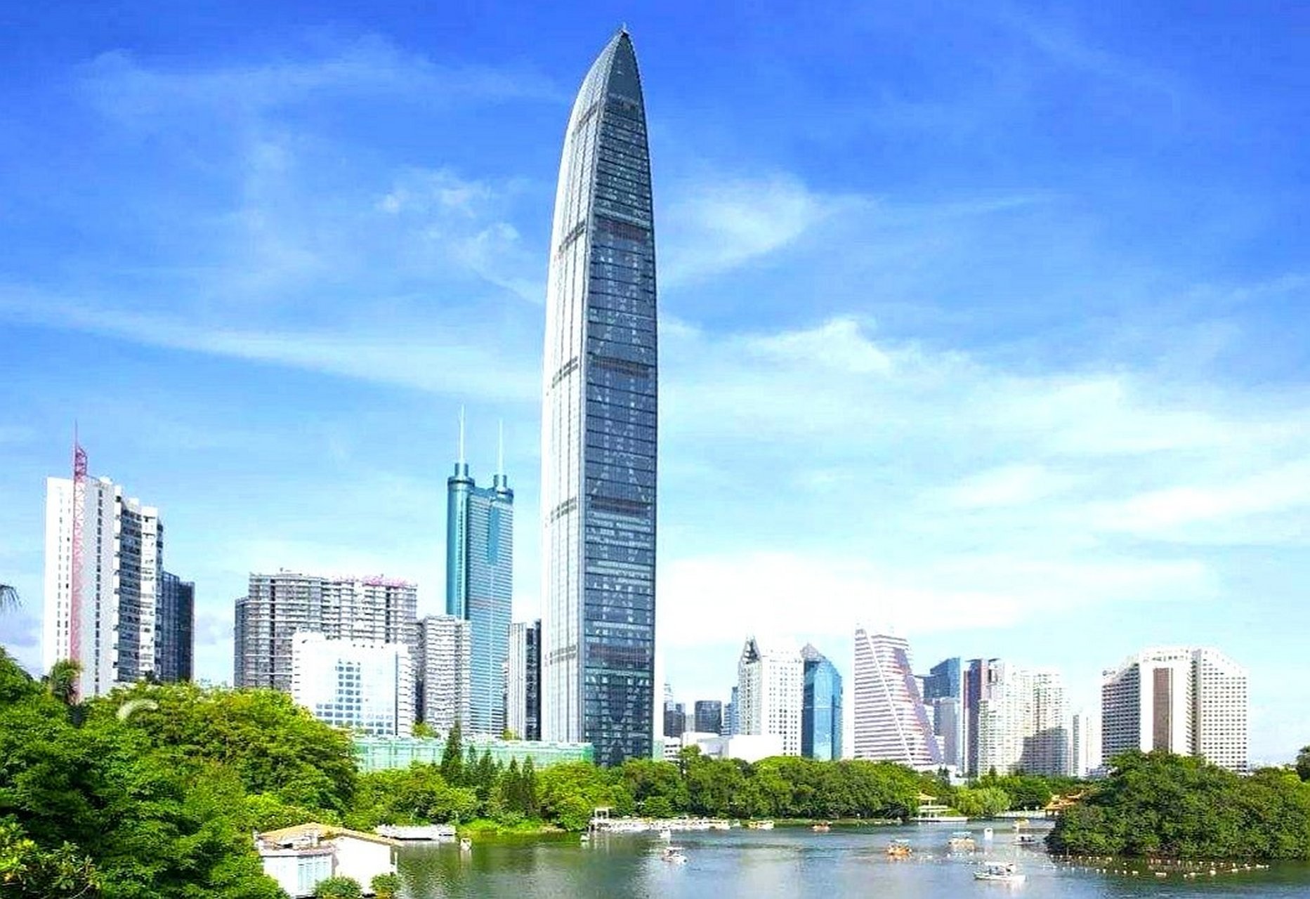 1深圳市各区旅游资源概览 罗湖区毗邻香港,地理位置独特,辖区内有罗湖