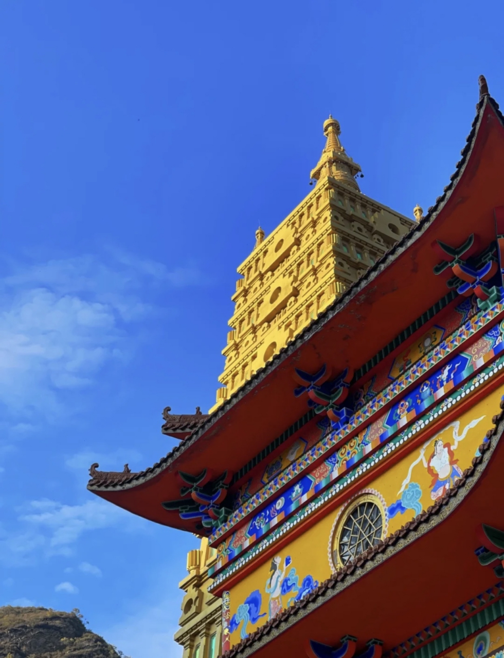 旅游攻略#五台山大宝寺坐落于五台山南台以东二十里的插箭岭上.