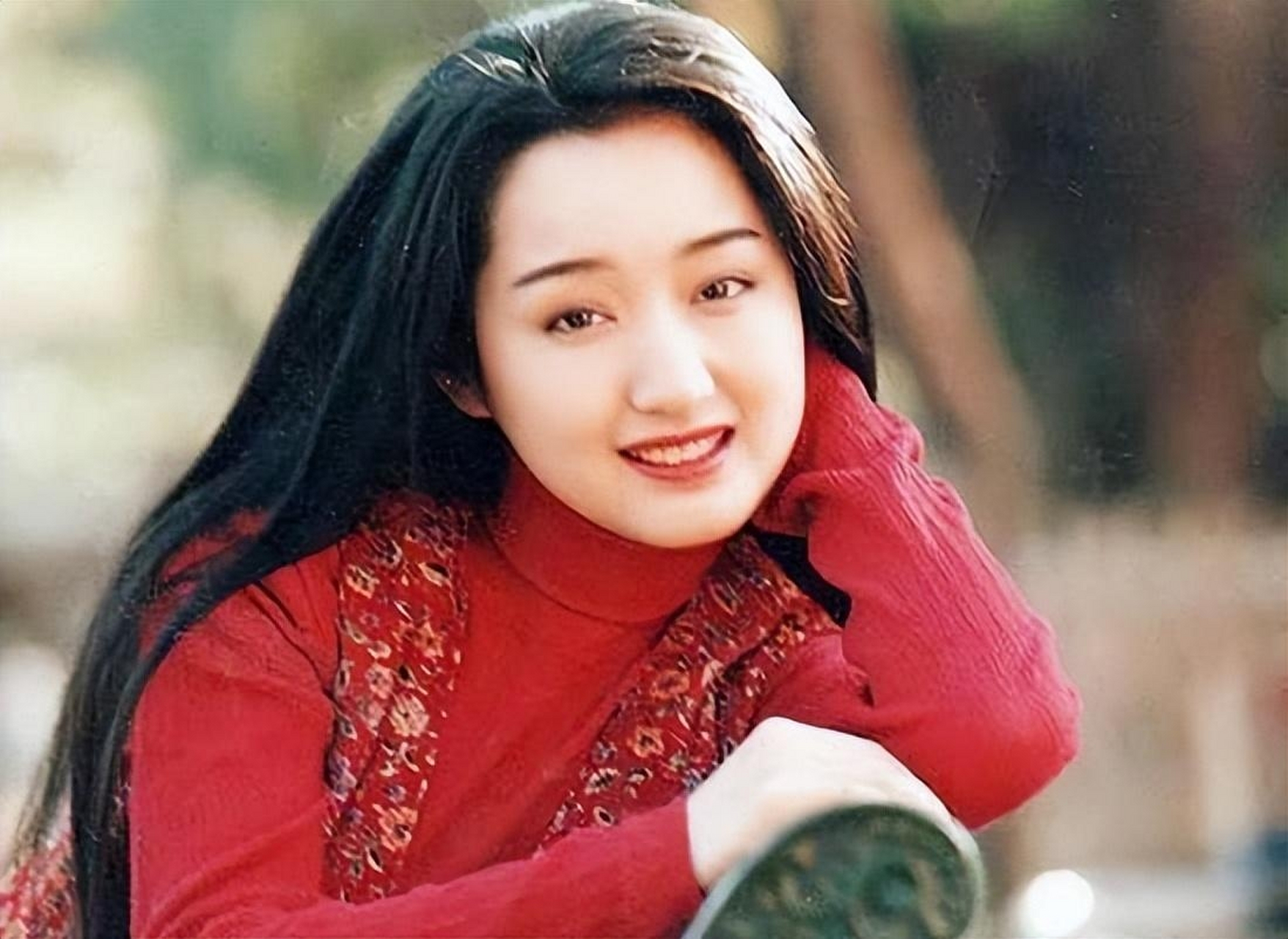 年轻时候的杨钰莹,美貌不输刘亦菲.