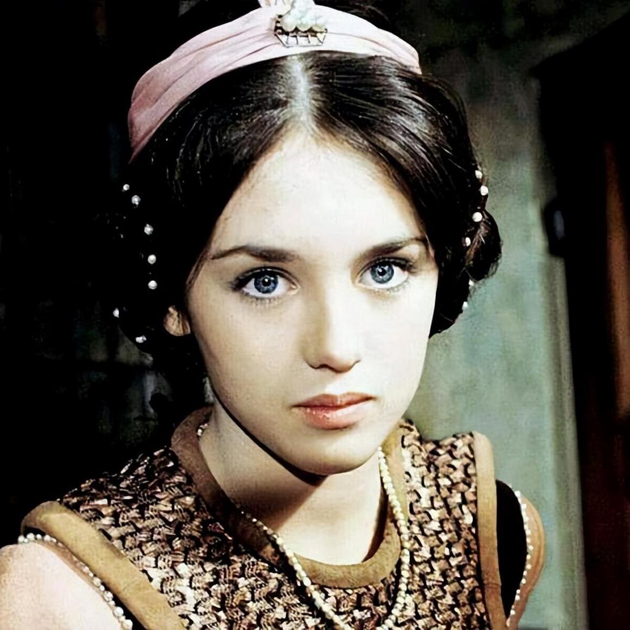 伊莎贝尔·阿佳妮曾被认为是法兰西第一美人,她有一双勾魂摄魄,被导演