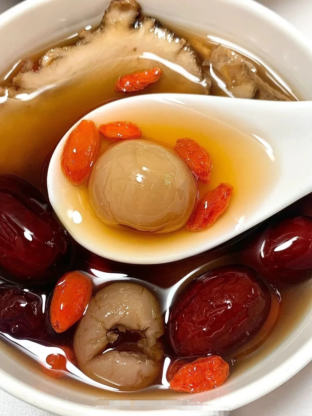 补气血不上火,常喝这碗汤,真的管用!