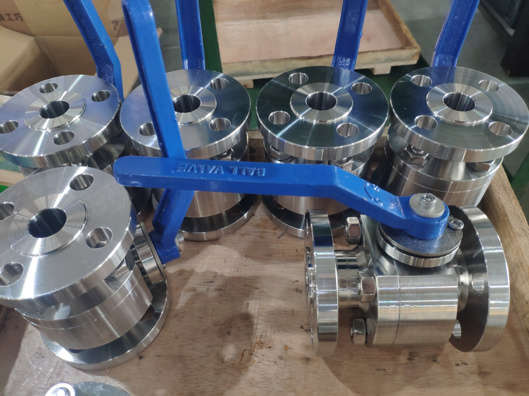 两片式锻钢美标法兰球阀q41f-150lb  材质:f304/a105