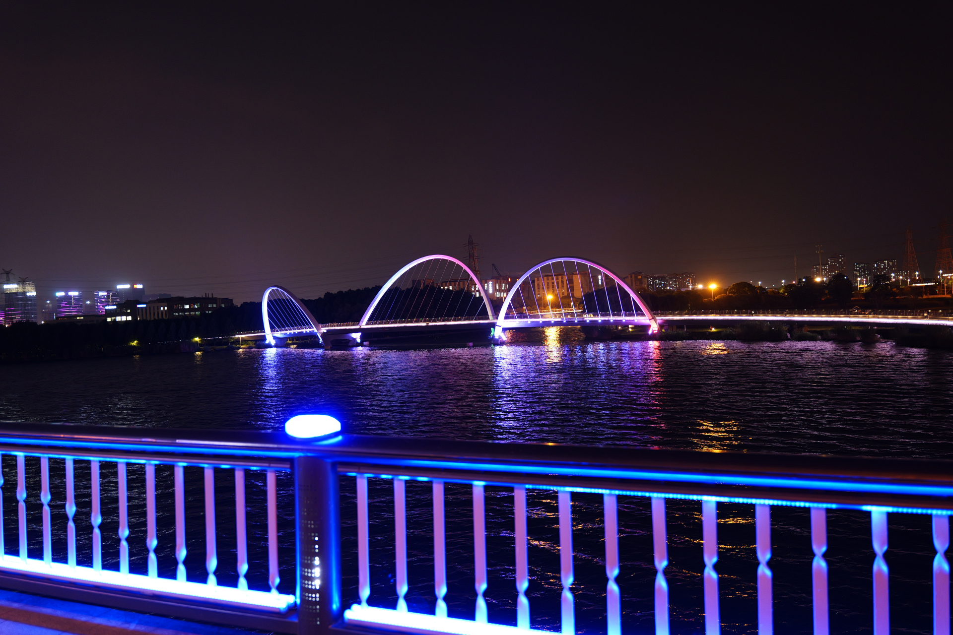 摄影# 夜晚的美景桥#骑行