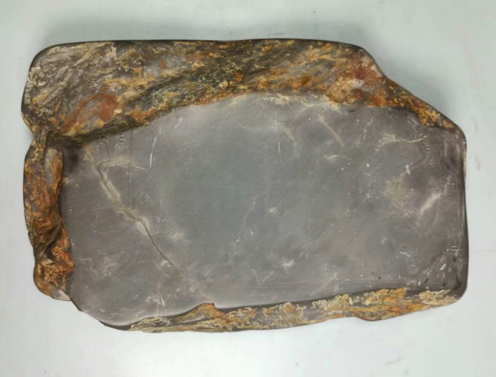 两种可以冒充端砚老坑坑口的石头!