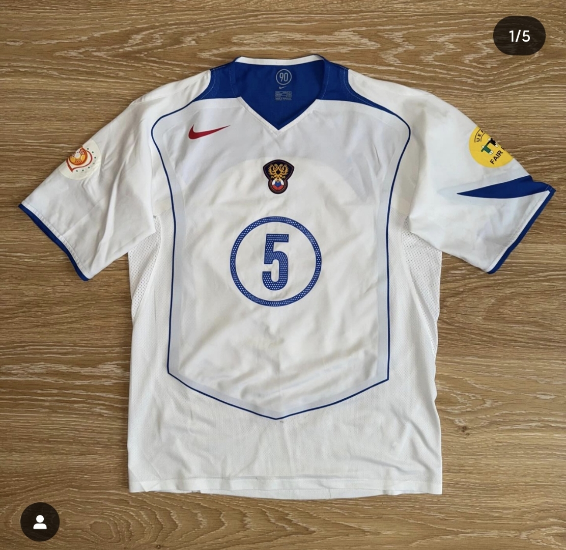 04欧洲杯俄罗斯队球衣