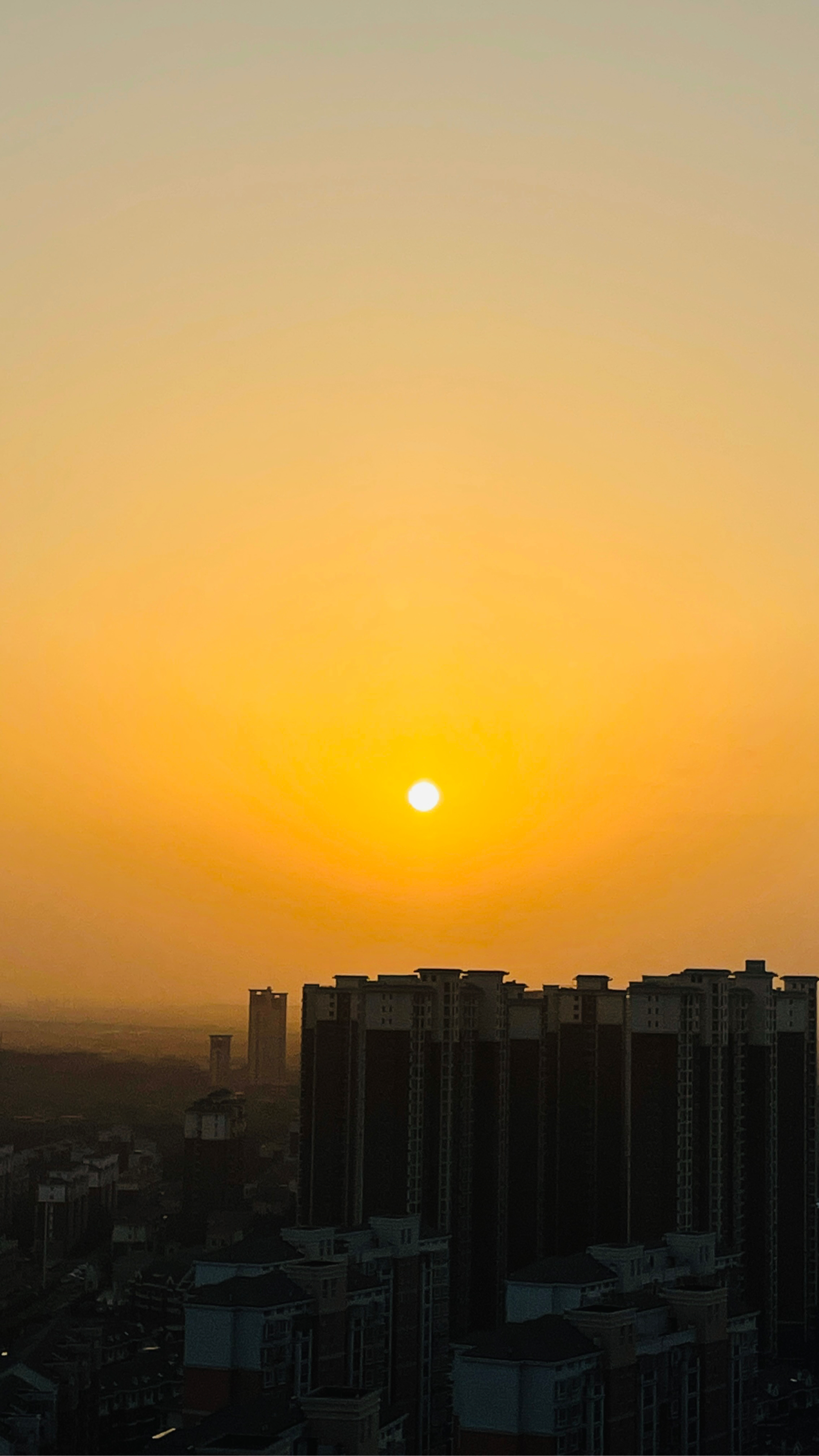 夕阳城市真实图片