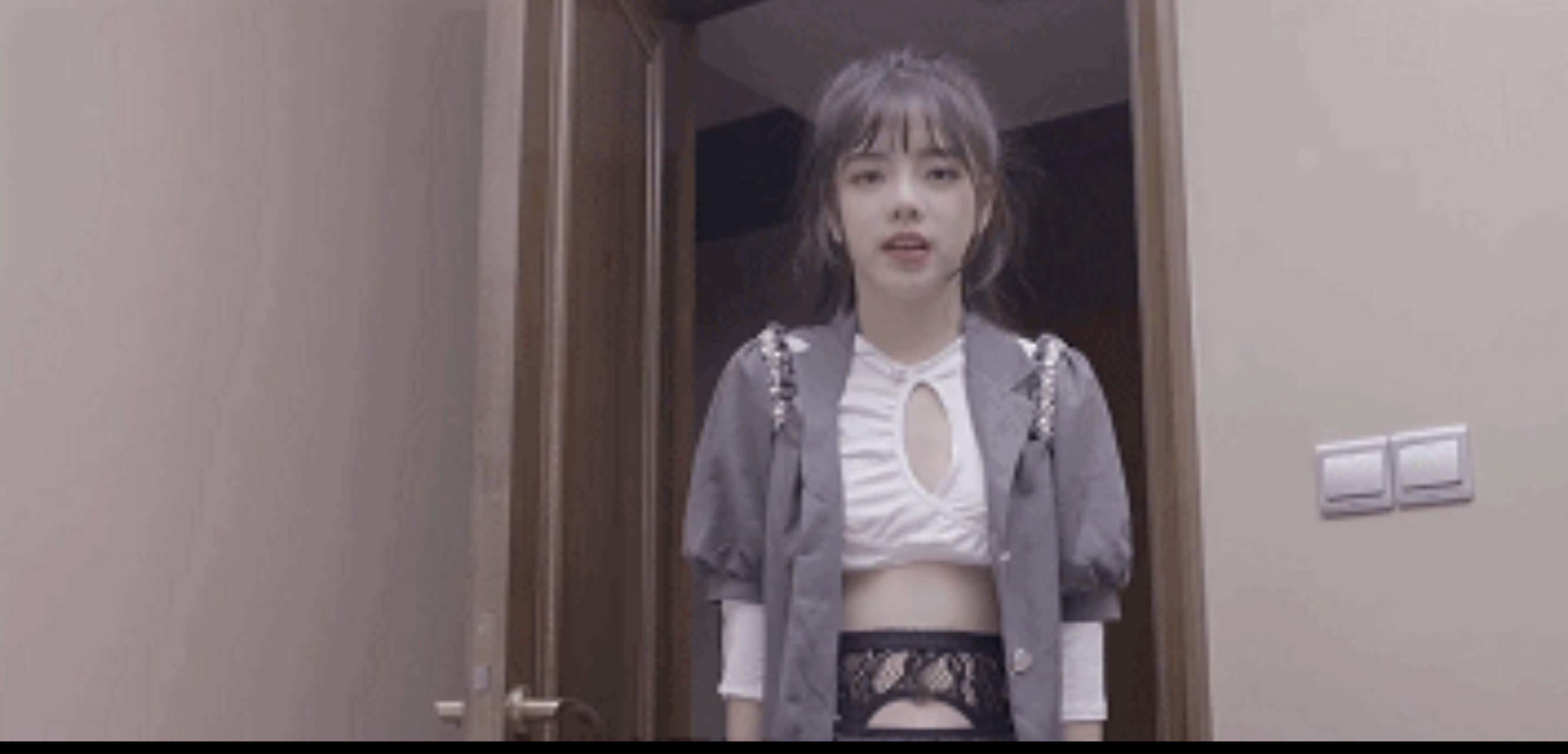 求出处图片的!看起来像日韩风格.