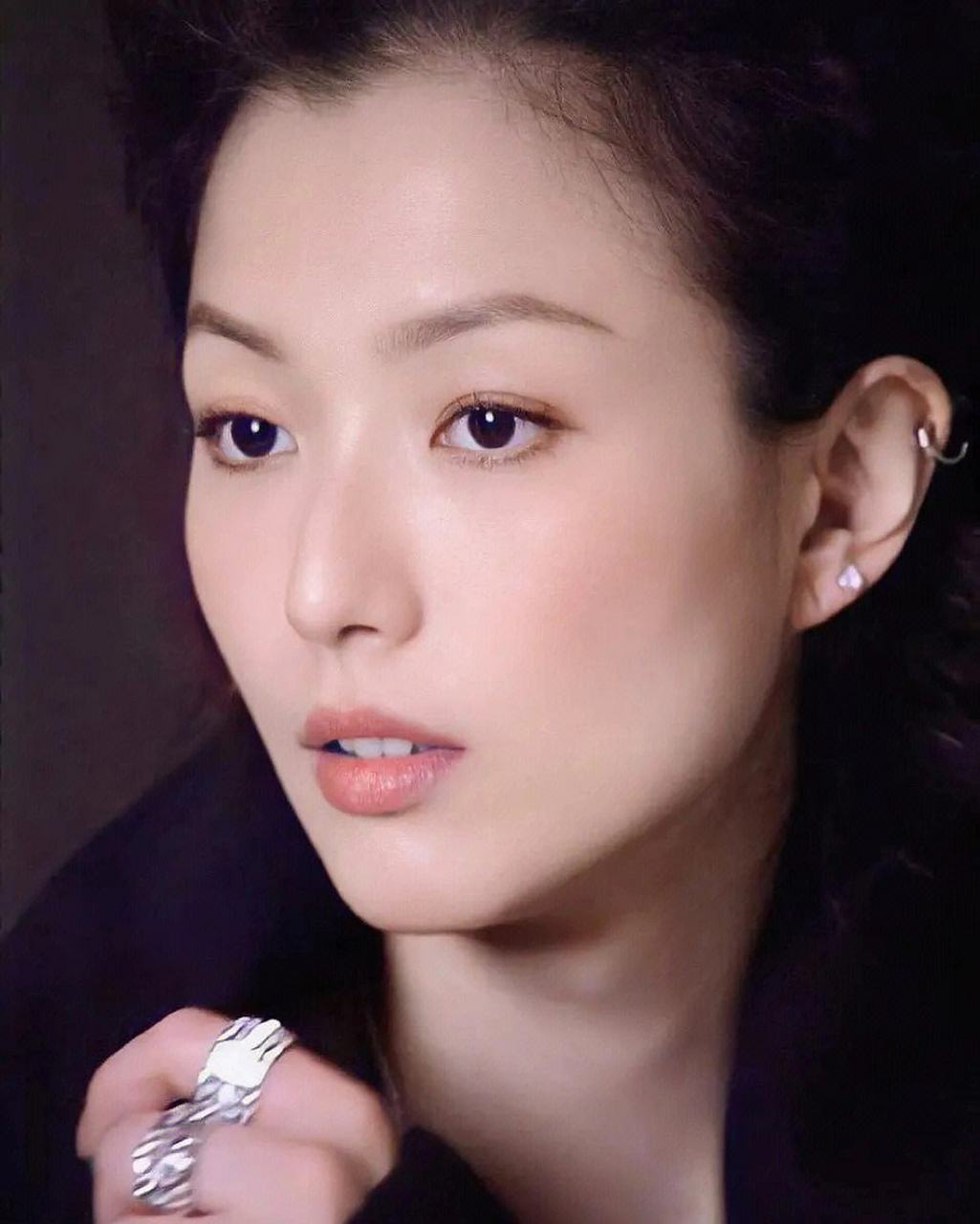 郑秀文获金像奖最佳女主角,刘德华颁奖  16日晚,第4